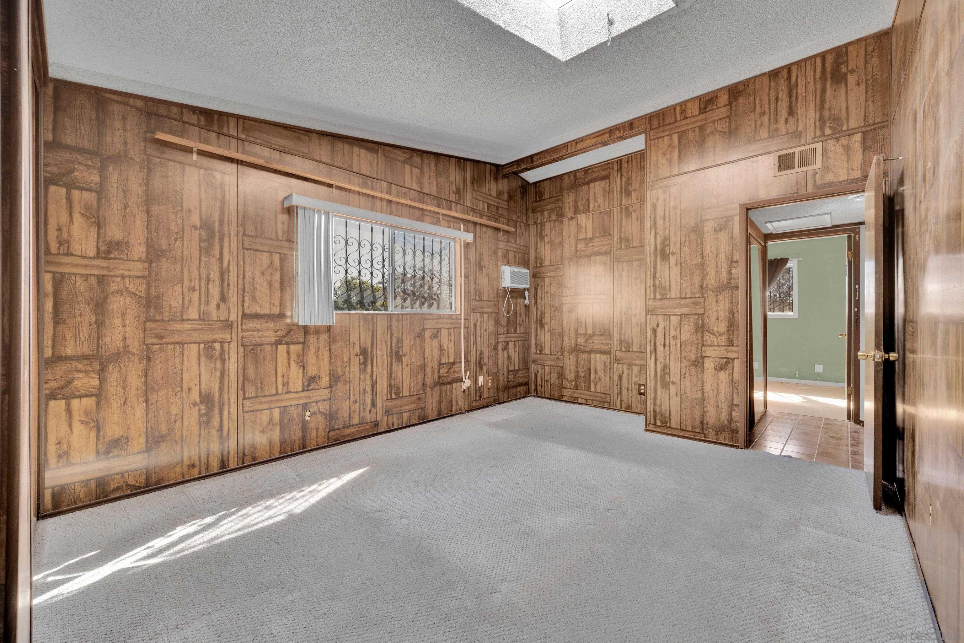 Detail Gallery Image 25 of 38 For 2565  Hopkins St, San Diego,  CA 92139 - 3 Beds | 2 Baths