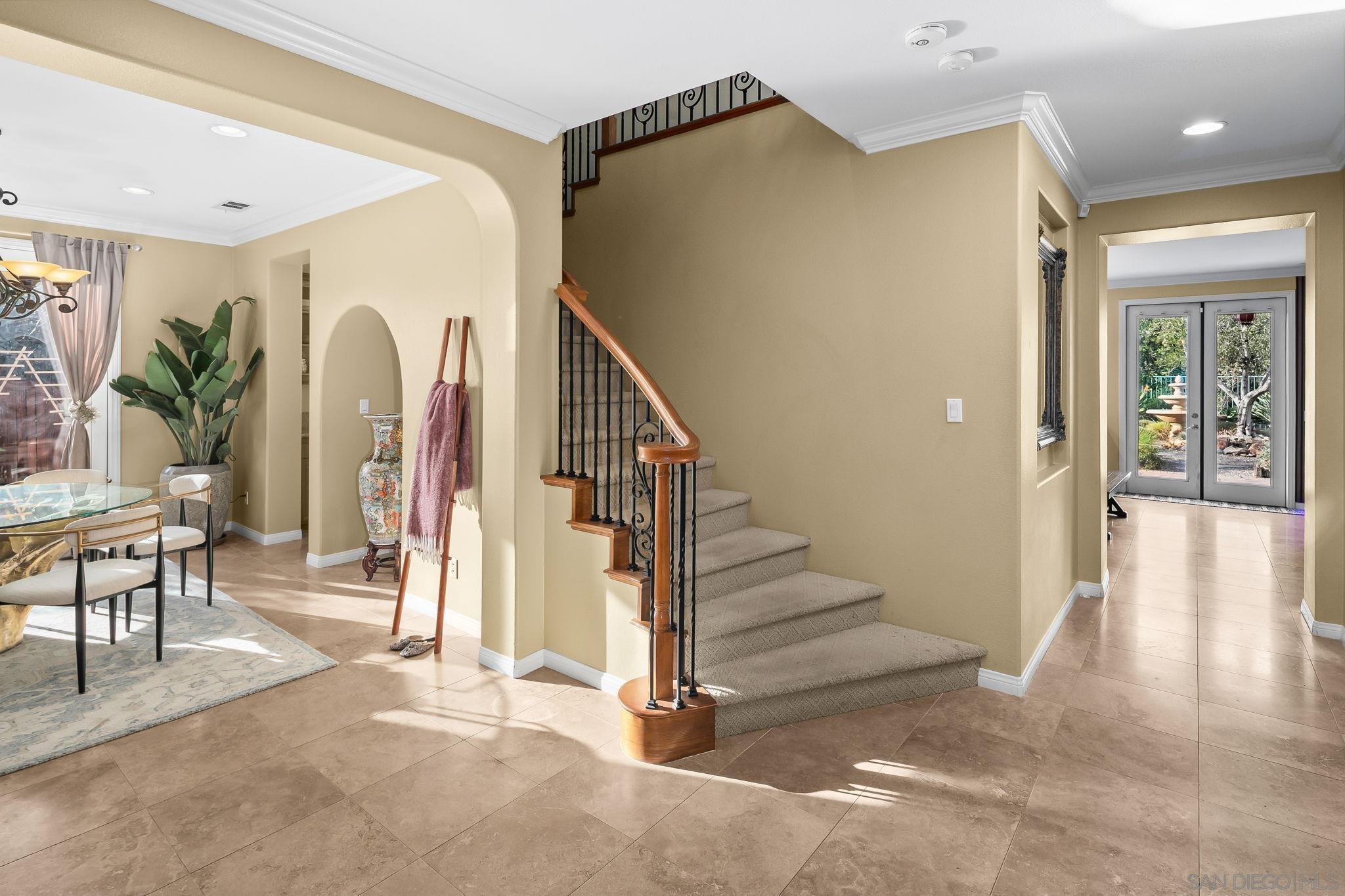 Detail Gallery Image 20 of 75 For 624  Ridgemont Cir, Escondido,  CA 92027 - 5 Beds | 4/1 Baths