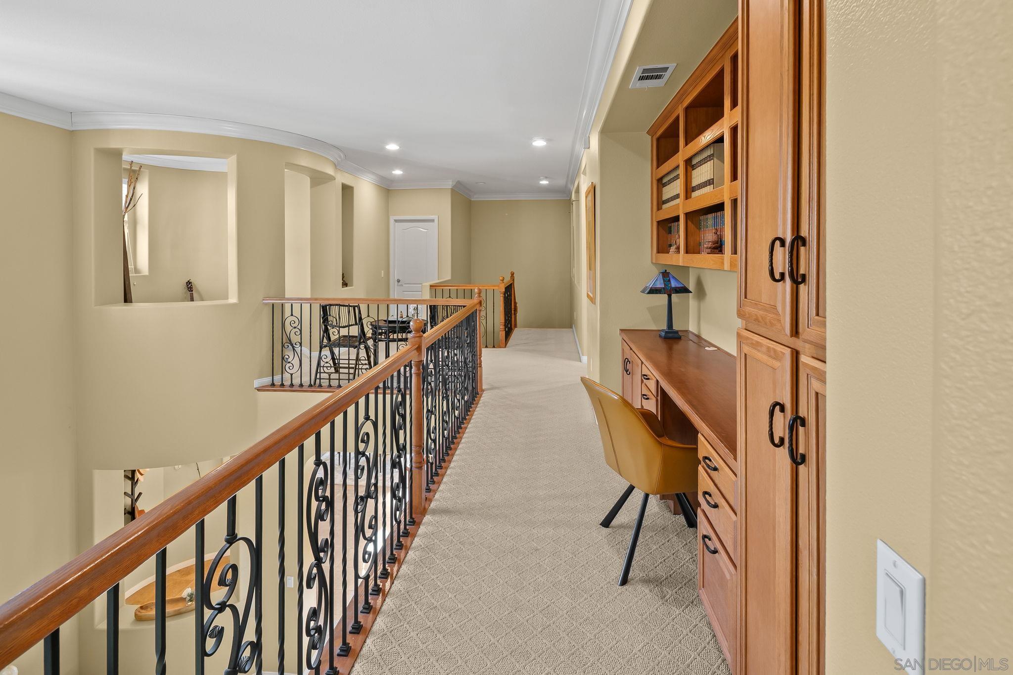 Detail Gallery Image 38 of 75 For 624  Ridgemont Cir, Escondido,  CA 92027 - 5 Beds | 4/1 Baths