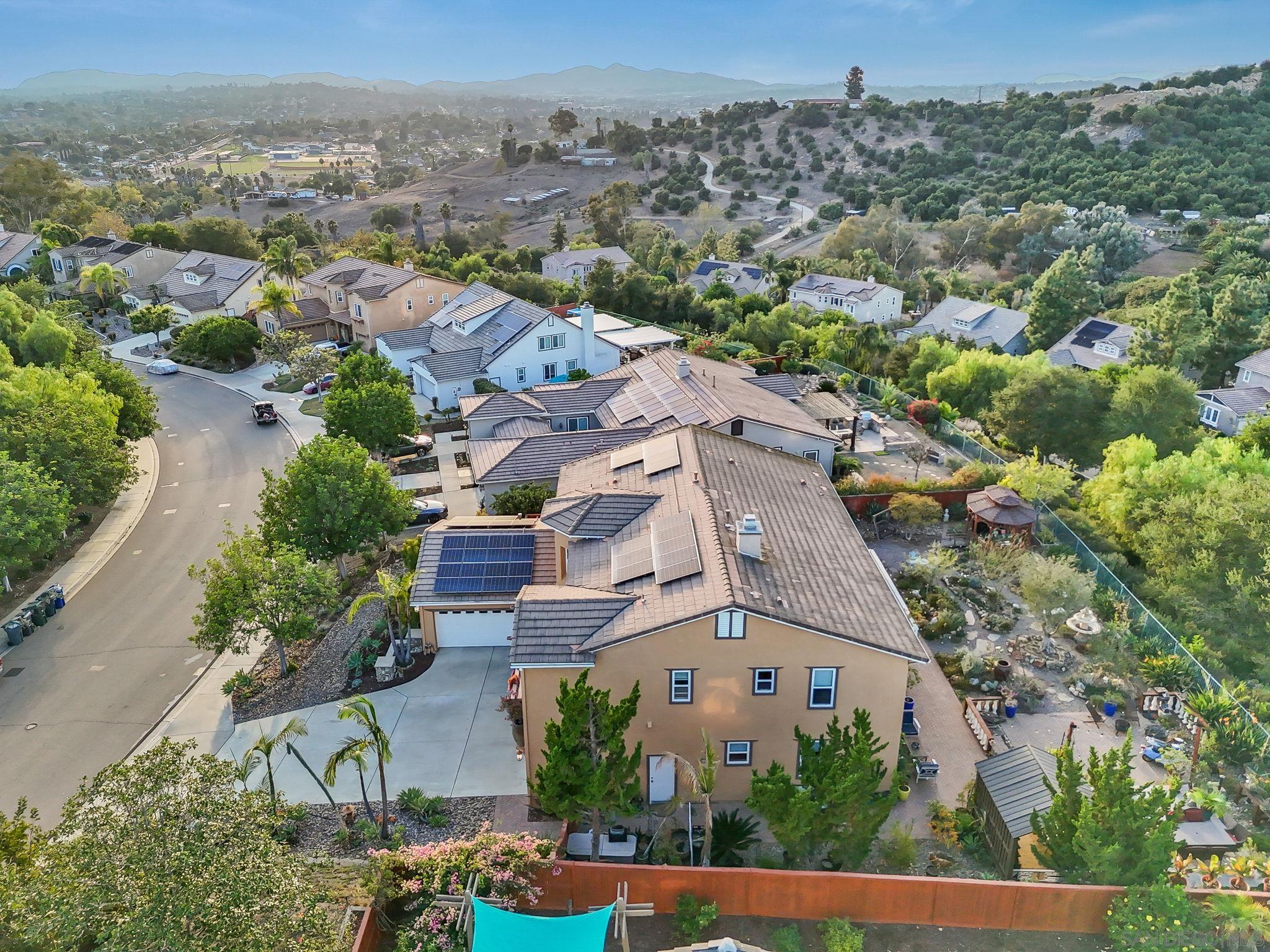 Detail Gallery Image 49 of 75 For 624  Ridgemont Cir, Escondido,  CA 92027 - 5 Beds | 4/1 Baths