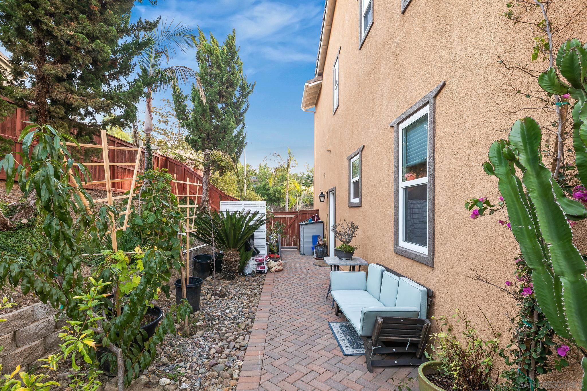 Detail Gallery Image 72 of 75 For 624  Ridgemont Cir, Escondido,  CA 92027 - 5 Beds | 4/1 Baths