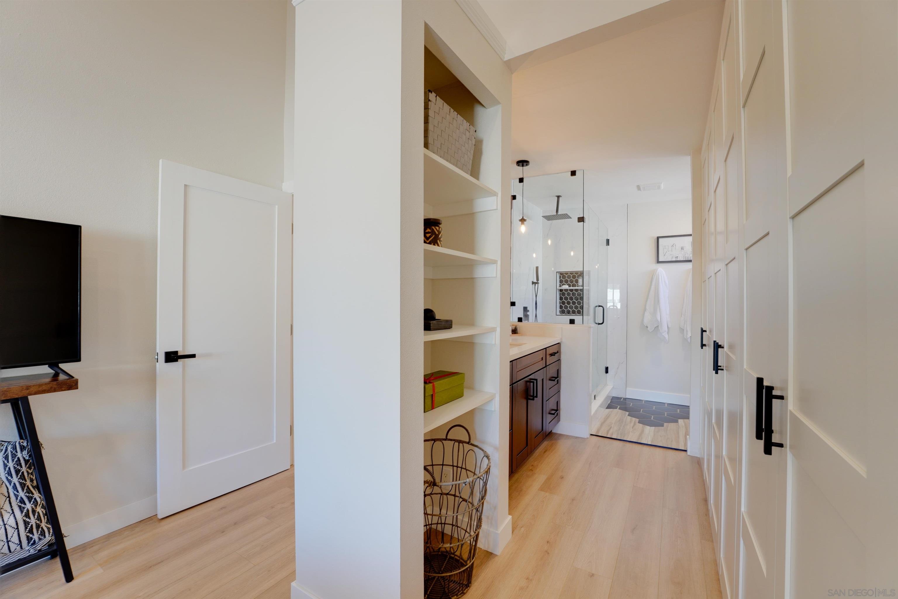 Detail Gallery Image 22 of 27 For 8430  via Sonoma  #49,  La Jolla,  CA 92037 - 2 Beds | 2/1 Baths