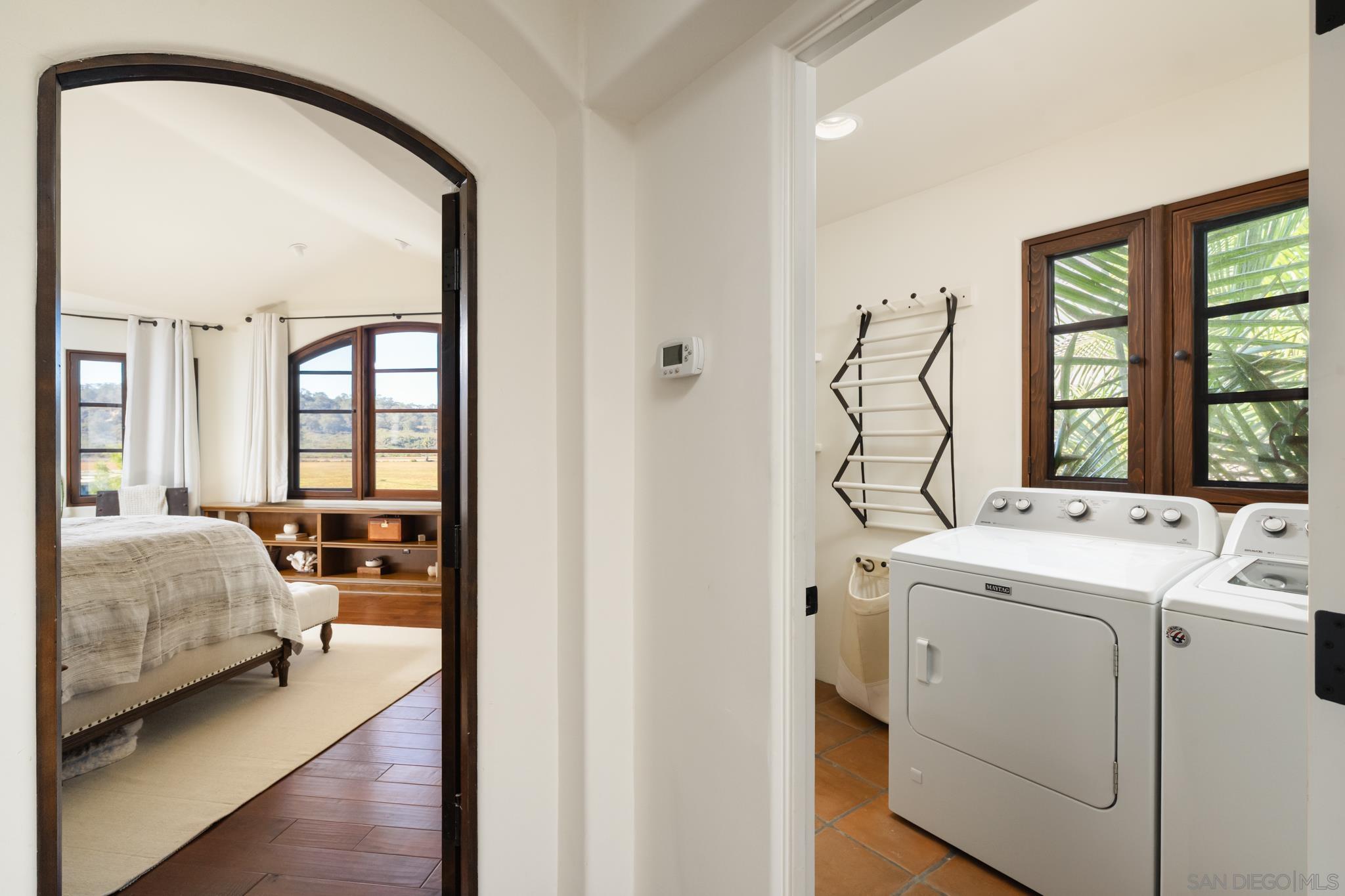 Detail Gallery Image 32 of 52 For 2563  via Pisa, Del Mar,  CA 92014 - 4 Beds | 3/1 Baths