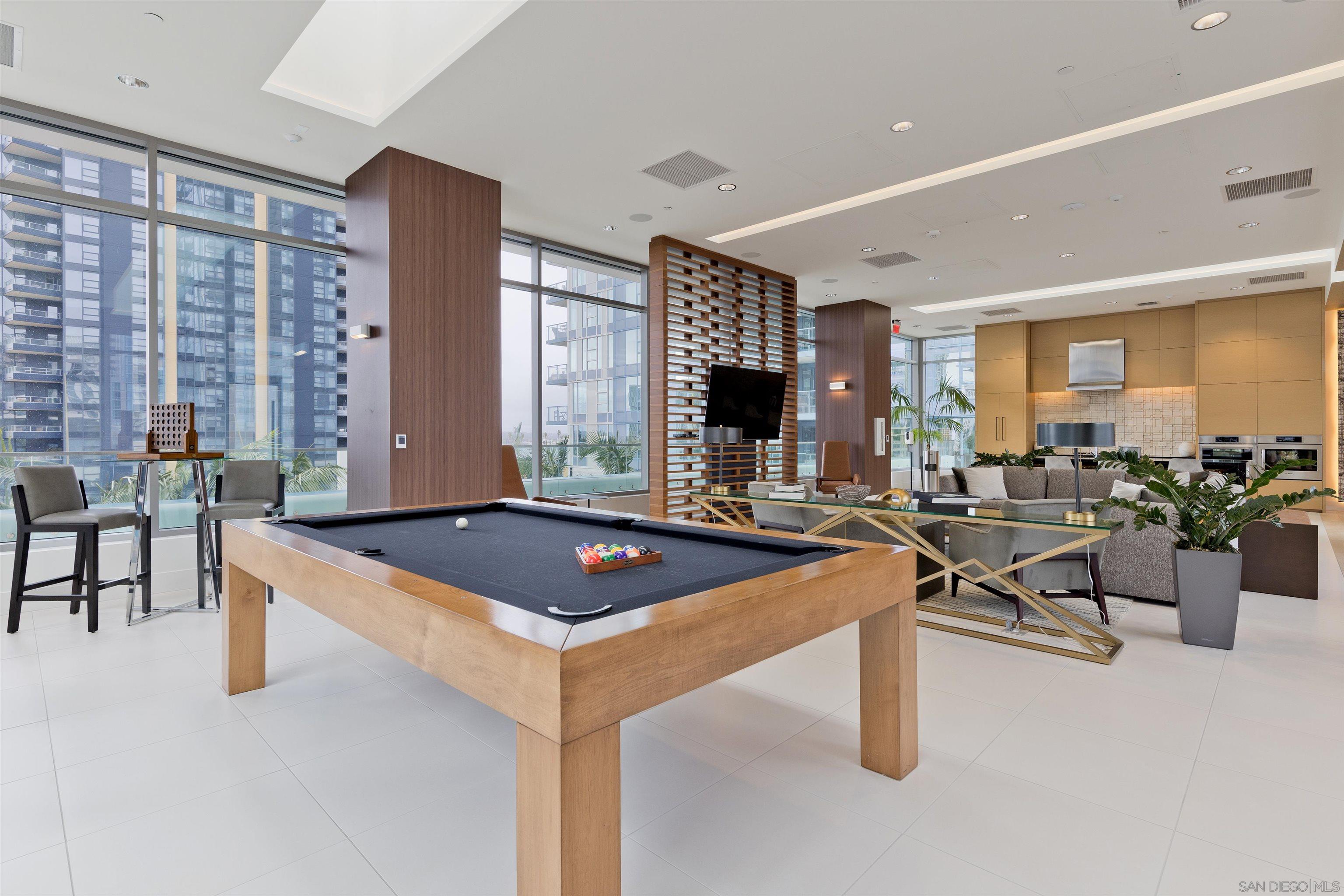 Detail Gallery Image 50 of 56 For 1388  Kettner Blvd  #2705,  San Diego,  CA 92101 - 2 Beds | 2 Baths