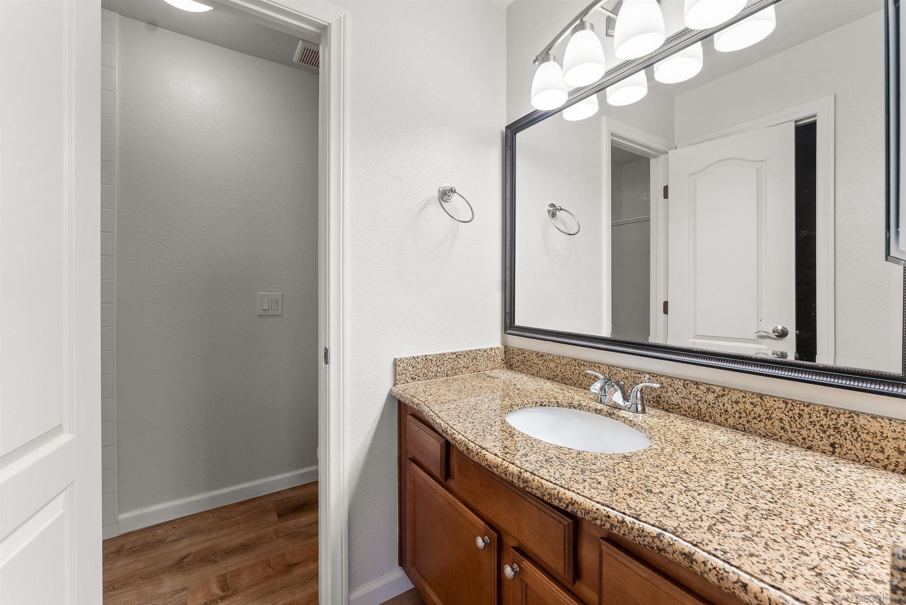 Detail Gallery Image 12 of 33 For 506  Calle Montecito  #34,  Oceanside,  CA 92057 - 2 Beds | 2 Baths