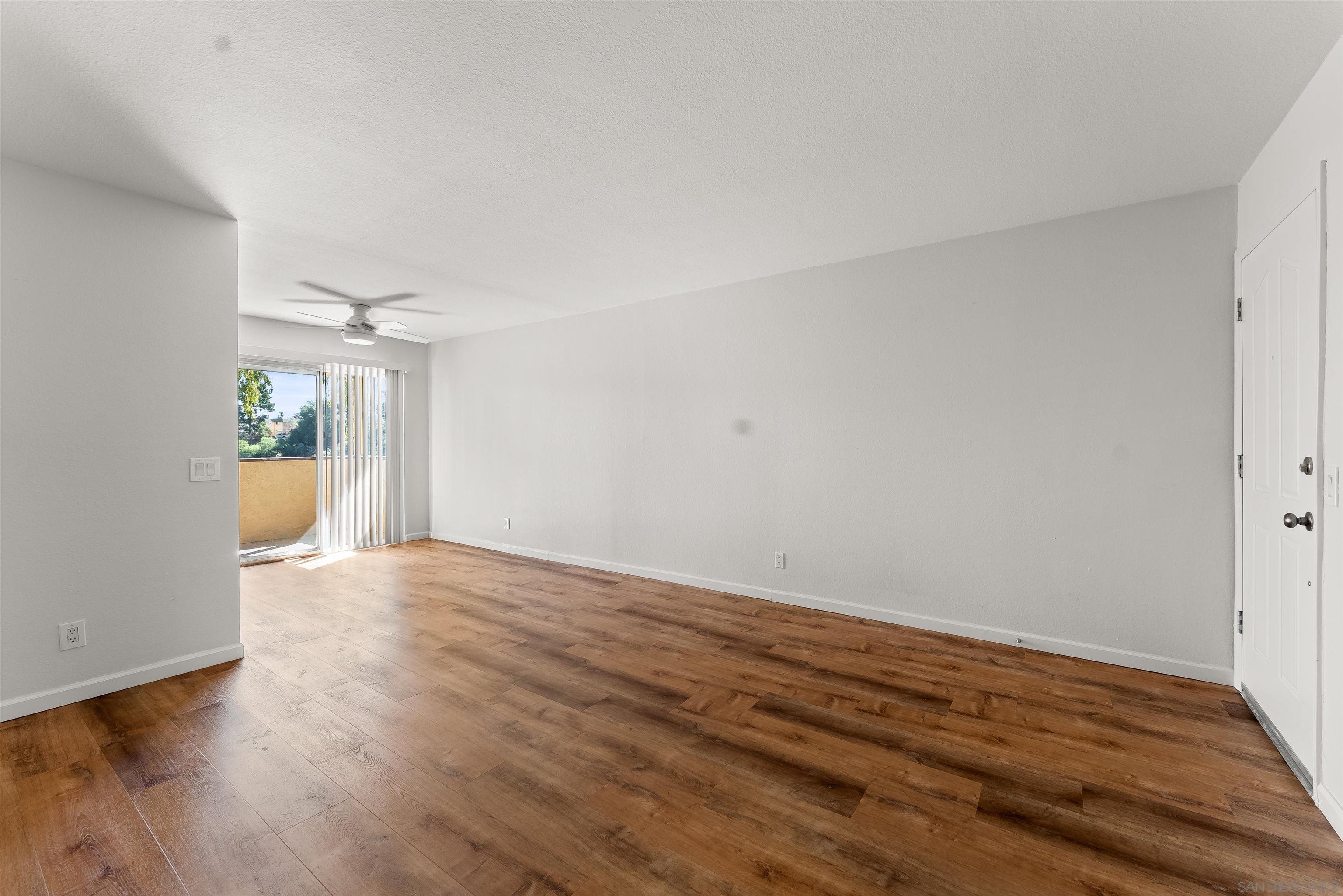 Detail Gallery Image 8 of 33 For 506  Calle Montecito  #34,  Oceanside,  CA 92057 - 2 Beds | 2 Baths