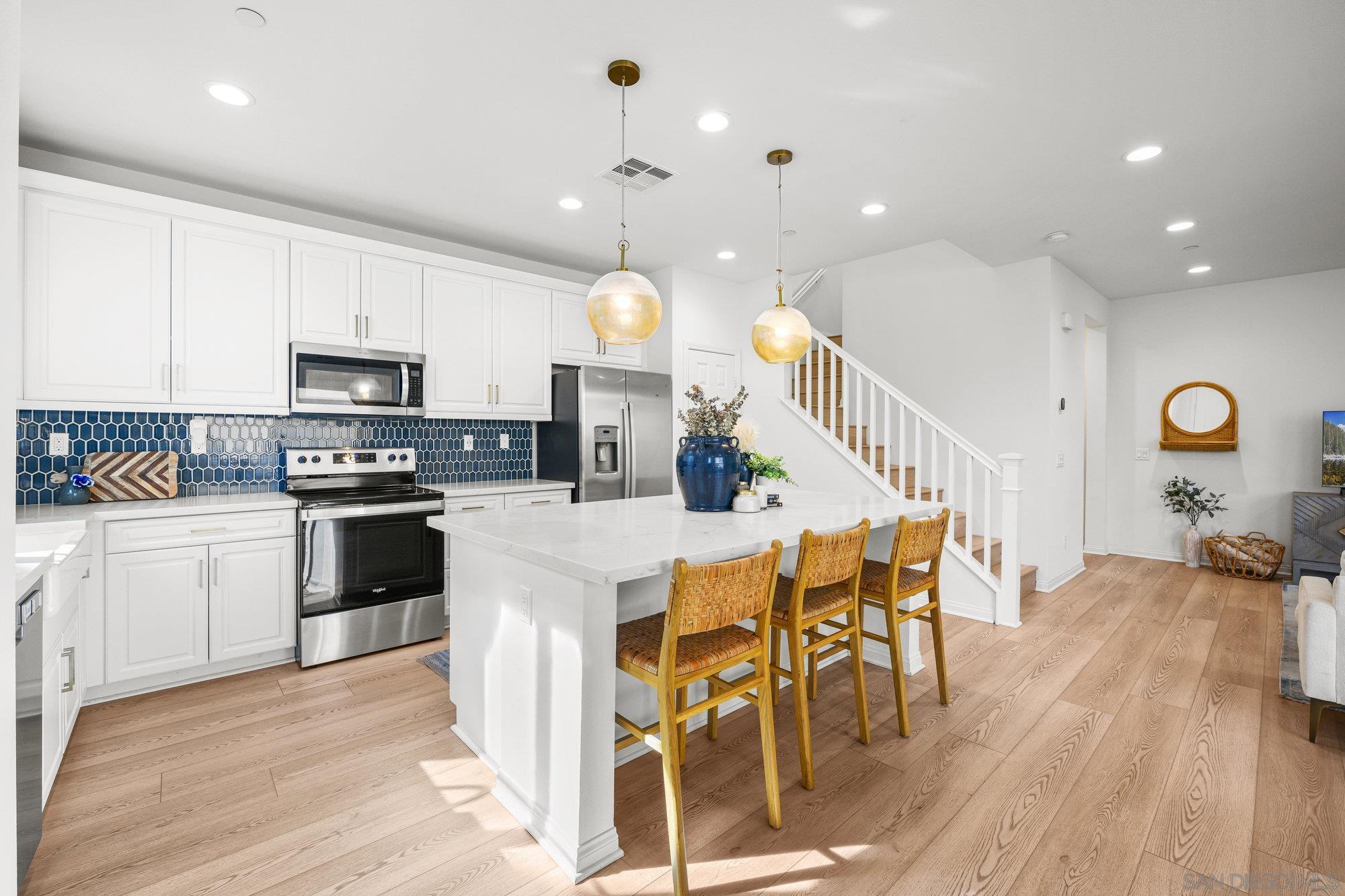 Detail Gallery Image 13 of 37 For 2612   Babaco, Spring Valley,  CA 91977 - 3 Beds | 2/1 Baths