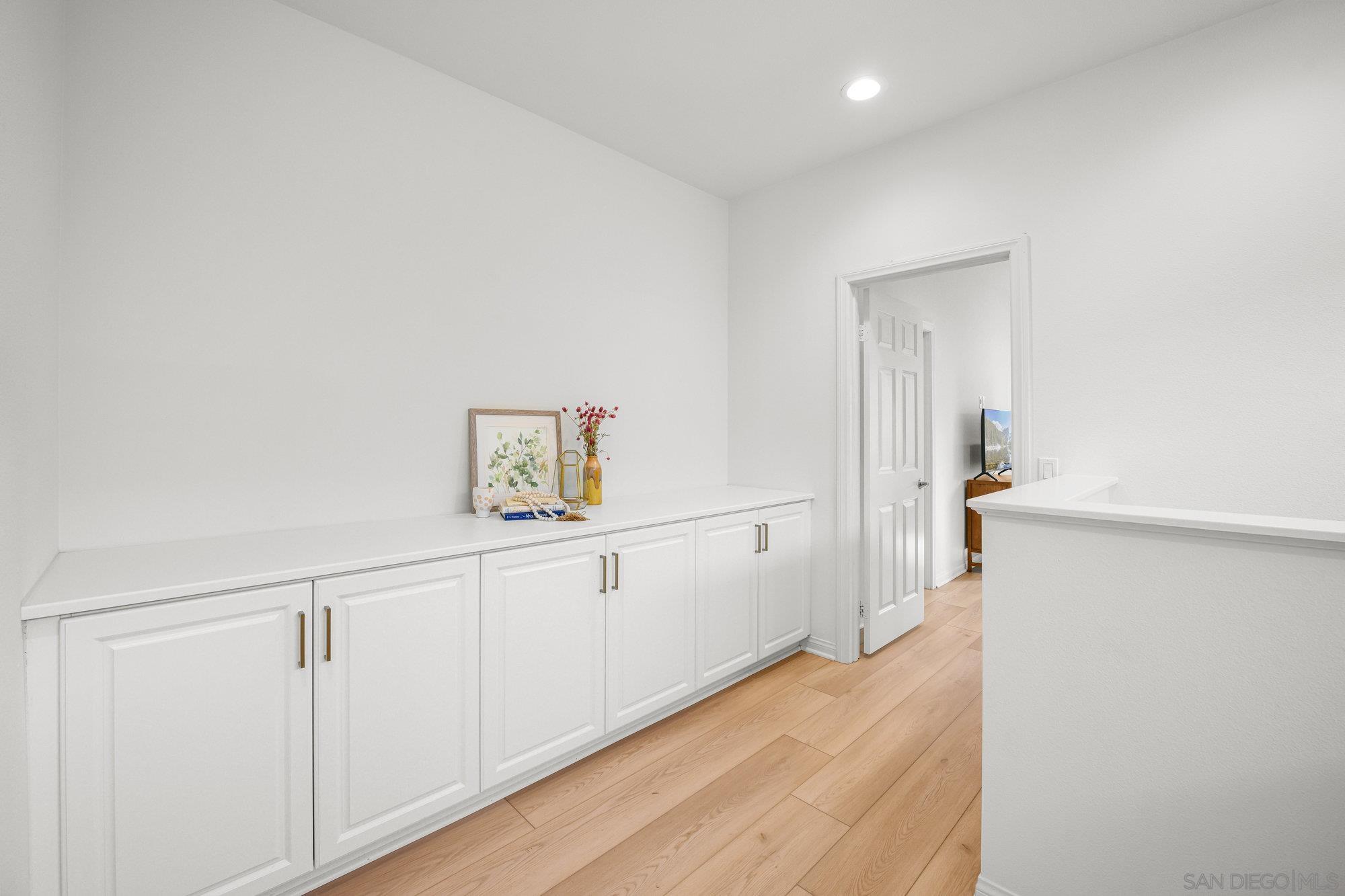 Detail Gallery Image 16 of 37 For 2612   Babaco, Spring Valley,  CA 91977 - 3 Beds | 2/1 Baths