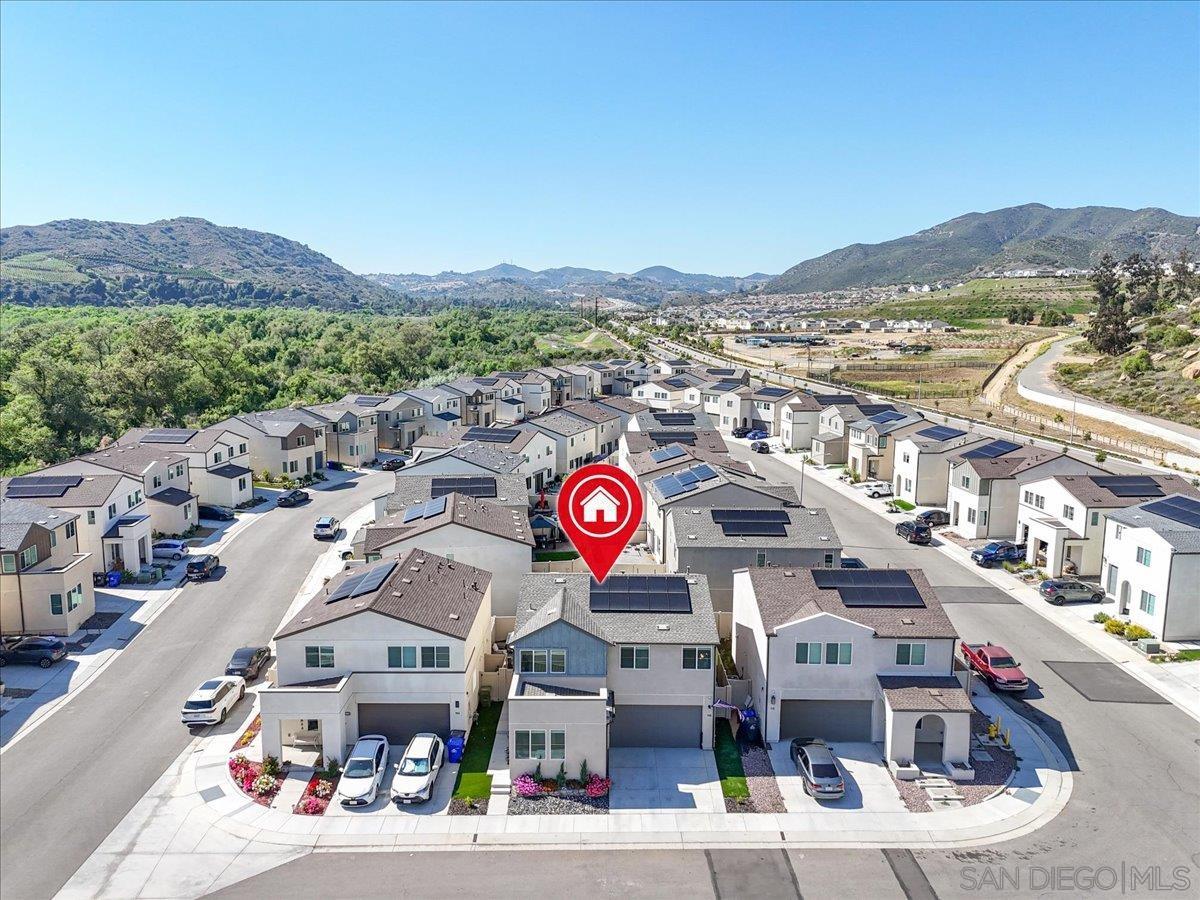 Detail Gallery Image 33 of 37 For 108  Lipizzan Ln, Fallbrook,  CA 92028 - 4 Beds | 2/1 Baths