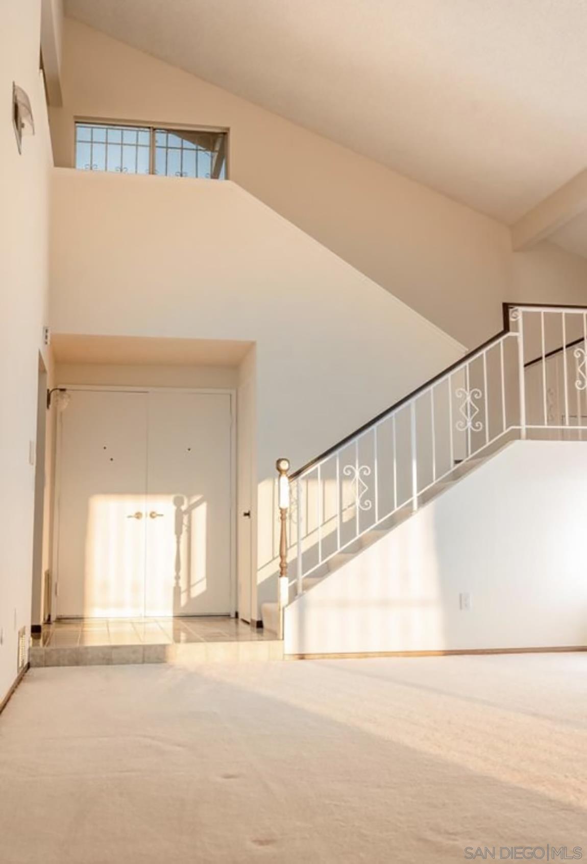 Detail Gallery Image 12 of 34 For 8148  Dicenza Ln, San Diego,  CA 92119 - 4 Beds | 2 Baths