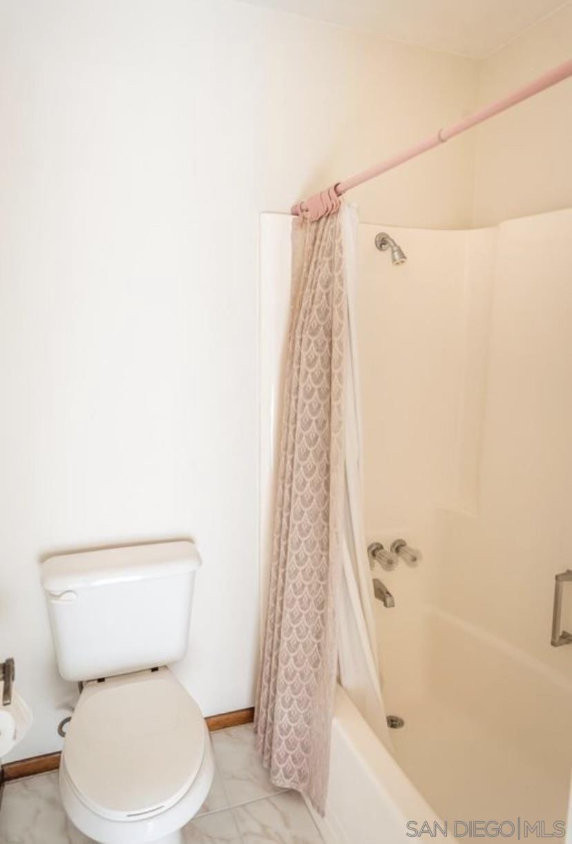 Detail Gallery Image 24 of 30 For 8148  Dicenza Ln, San Diego,  CA 92119 - 4 Beds | 2 Baths