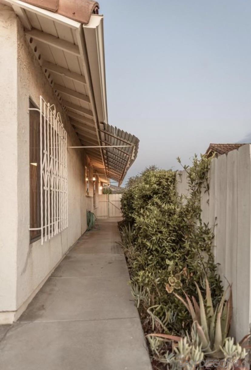 Detail Gallery Image 29 of 30 For 8148  Dicenza Ln, San Diego,  CA 92119 - 4 Beds | 2 Baths