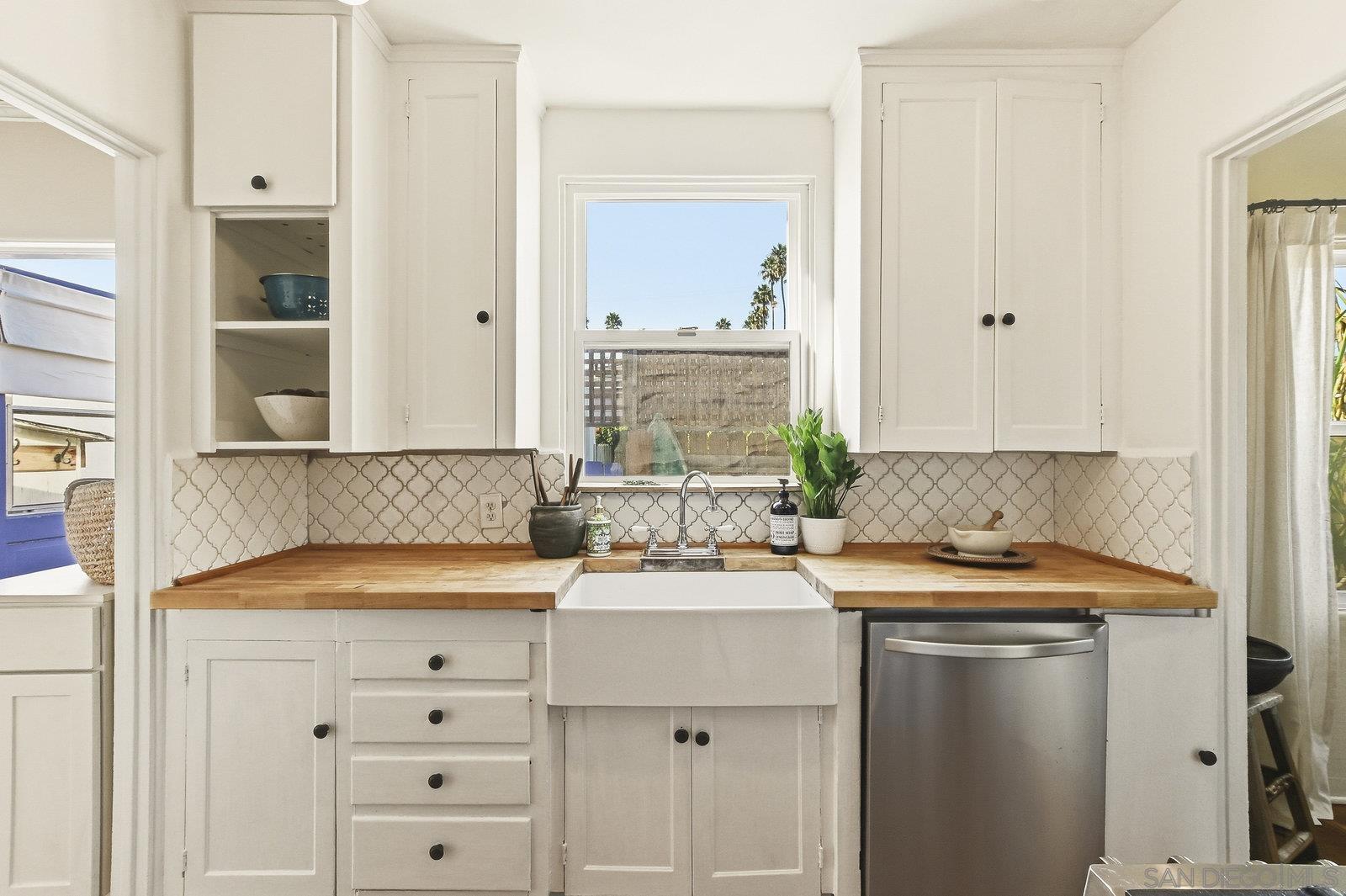 Detail Gallery Image 20 of 37 For 1641  Cable St, San Diego,  CA 92107 - 2 Beds | 1 Baths