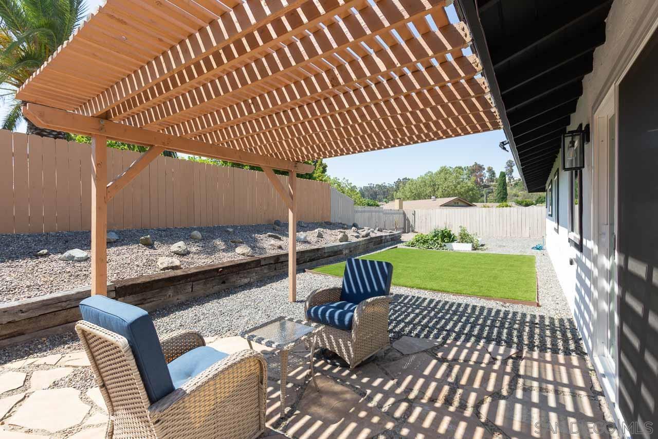 Detail Gallery Image 22 of 26 For 12365  Horado Rd, San Diego,  CA 92128 - 3 Beds | 2 Baths