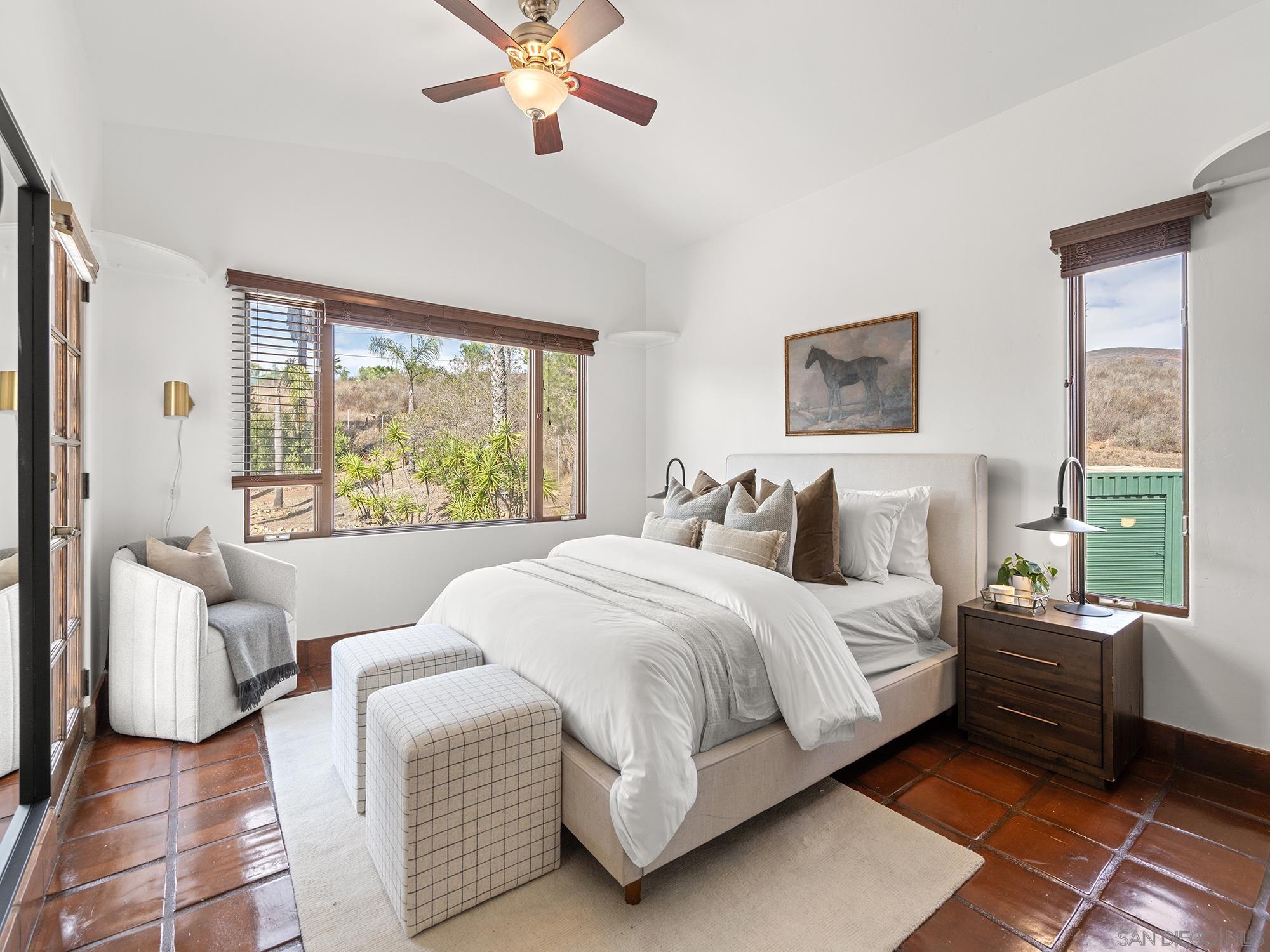 Detail Gallery Image 14 of 27 For 3485  Lone Jack Road, Encinitas,  CA 92024 - 4 Beds | 3 Baths