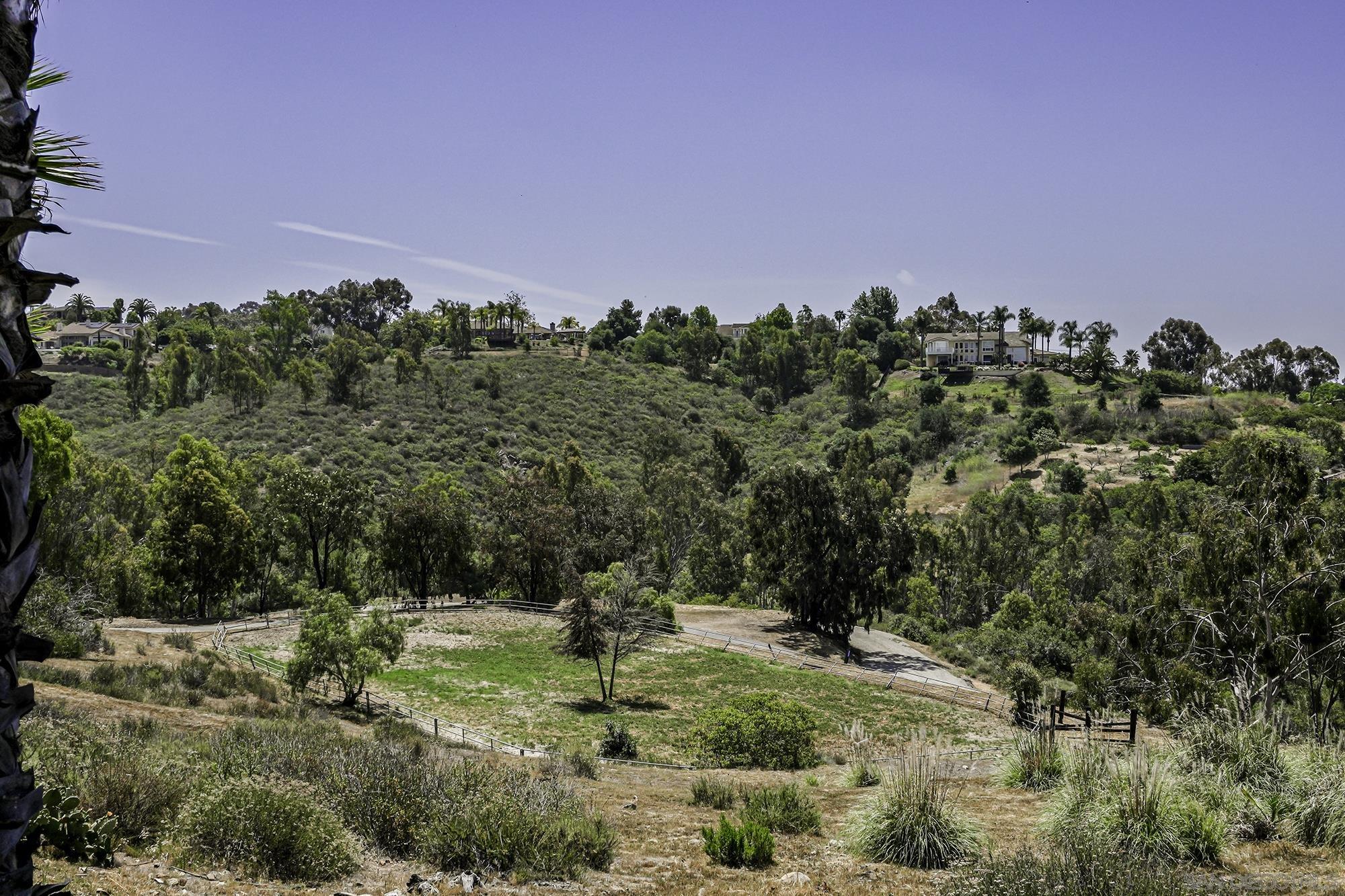 Detail Gallery Image 25 of 27 For 3485  Lone Jack Road, Encinitas,  CA 92024 - 4 Beds | 3 Baths