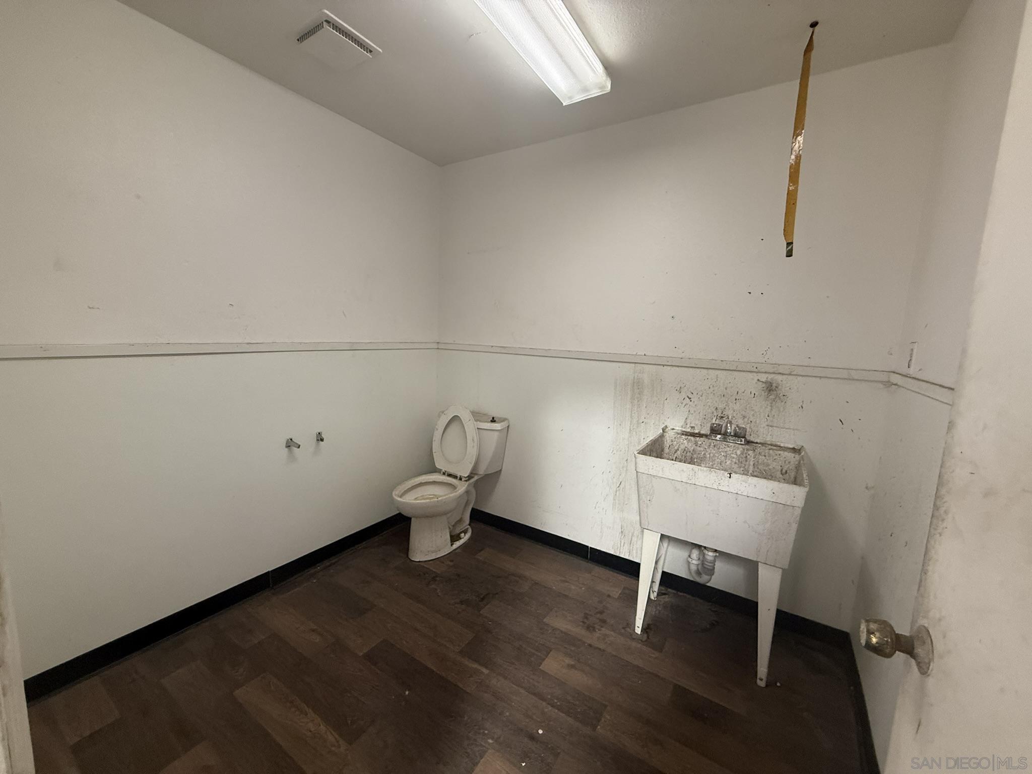 Detail Gallery Image 28 of 33 For 1666  N Magnolia Ave - Suite a, El Cajon,  CA 92020 - – Beds | – Baths