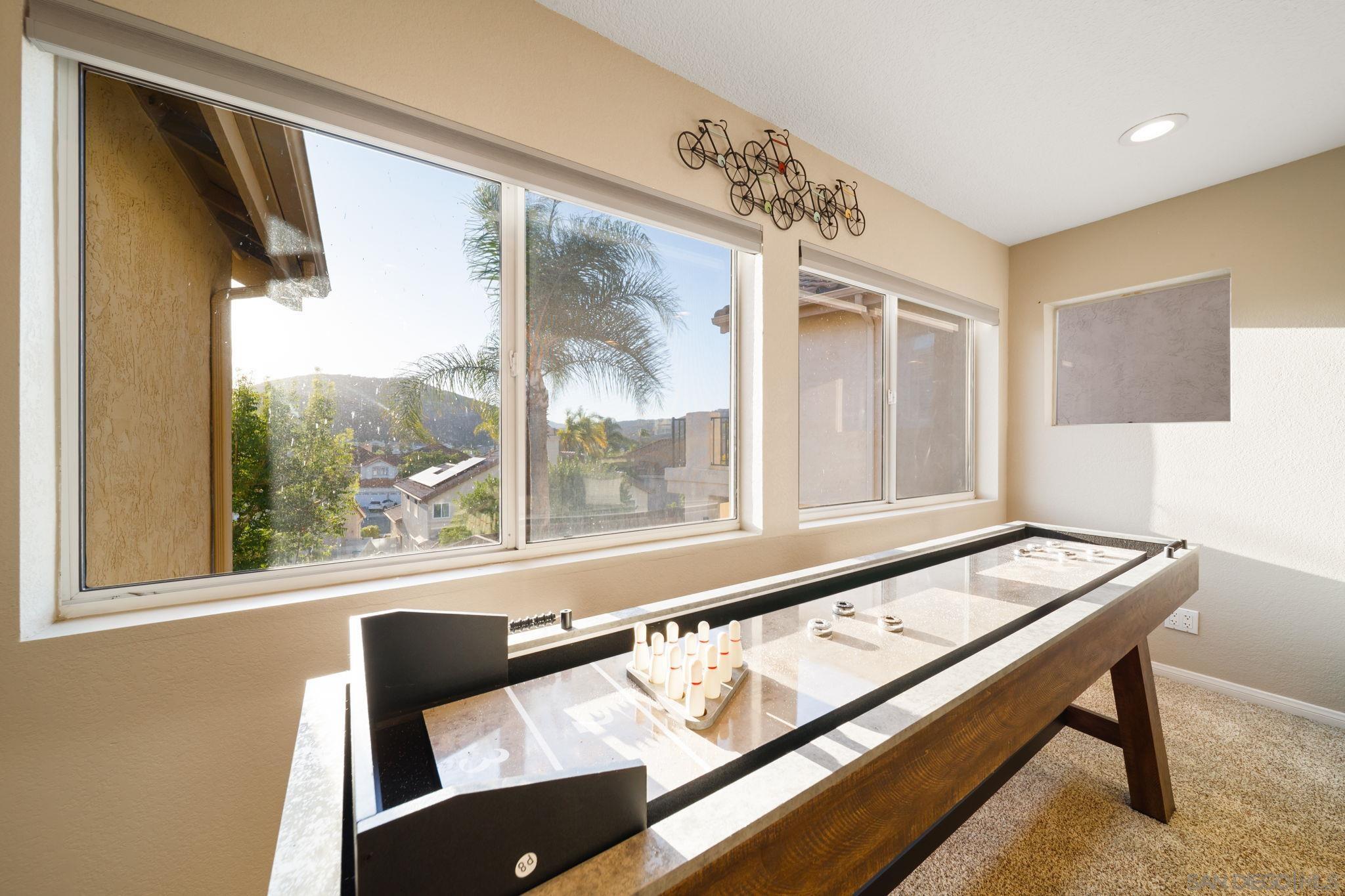 Detail Gallery Image 29 of 52 For 18106  Chieftain Ct, San Diego,  CA 92127 - 4 Beds | 3 Baths