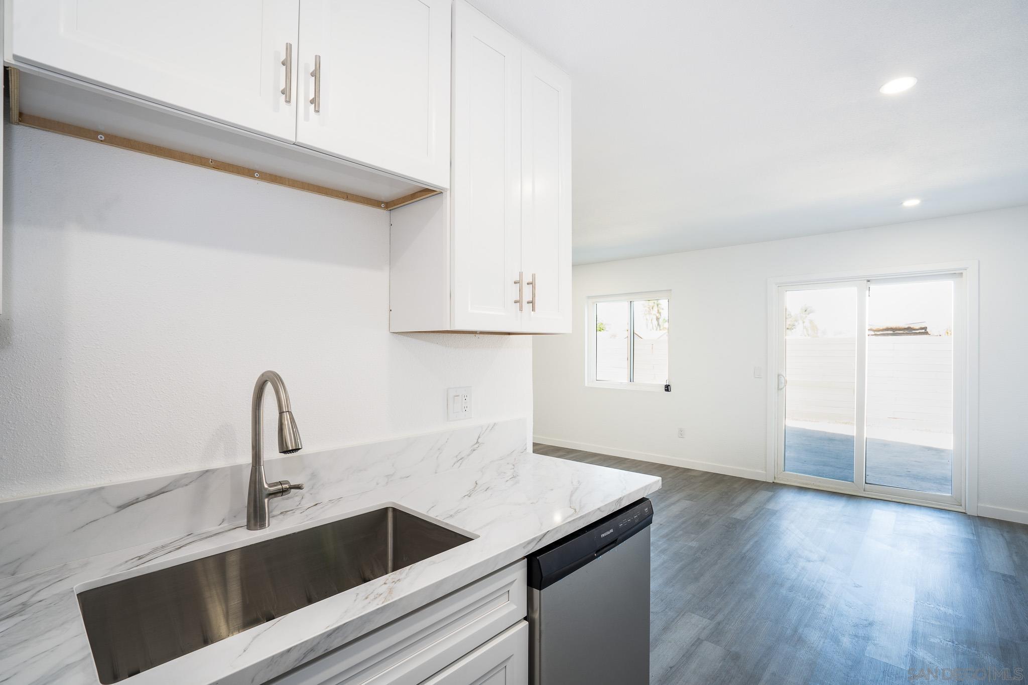 Detail Gallery Image 18 of 38 For 956 S 45th St, San Diego,  CA 92113 - 3 Beds | 2 Baths