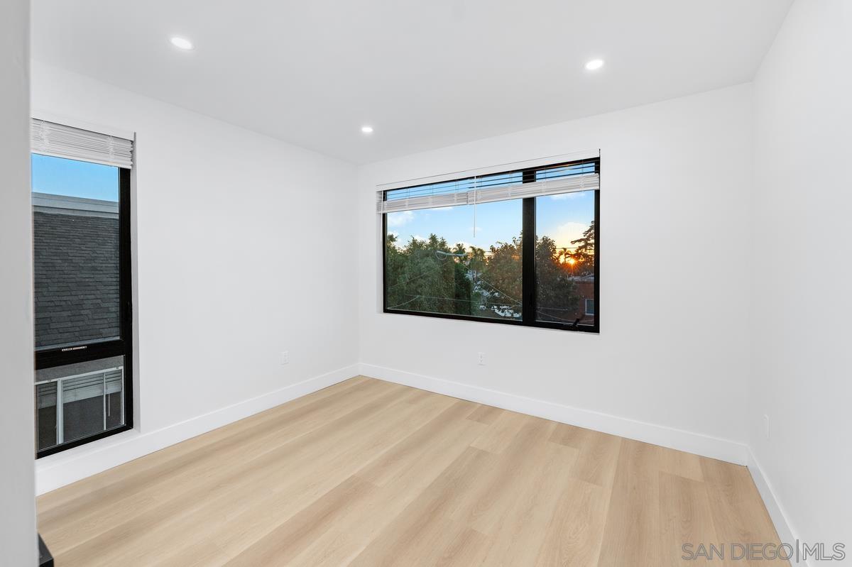 Detail Gallery Image 10 of 19 For 4622-24  Campus Ave, San Diego,  CA 92116 - – Beds | – Baths