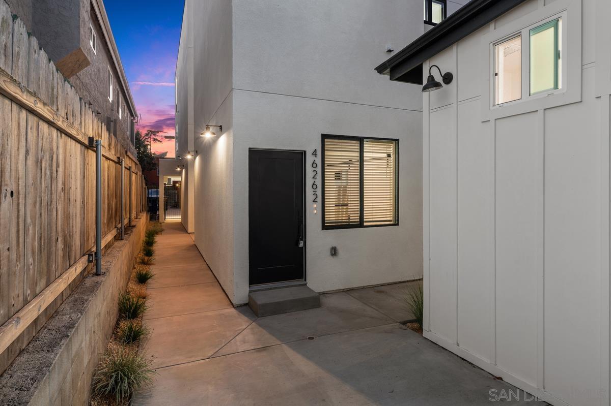 Detail Gallery Image 12 of 19 For 4622-24  Campus Ave, San Diego,  CA 92116 - – Beds | – Baths