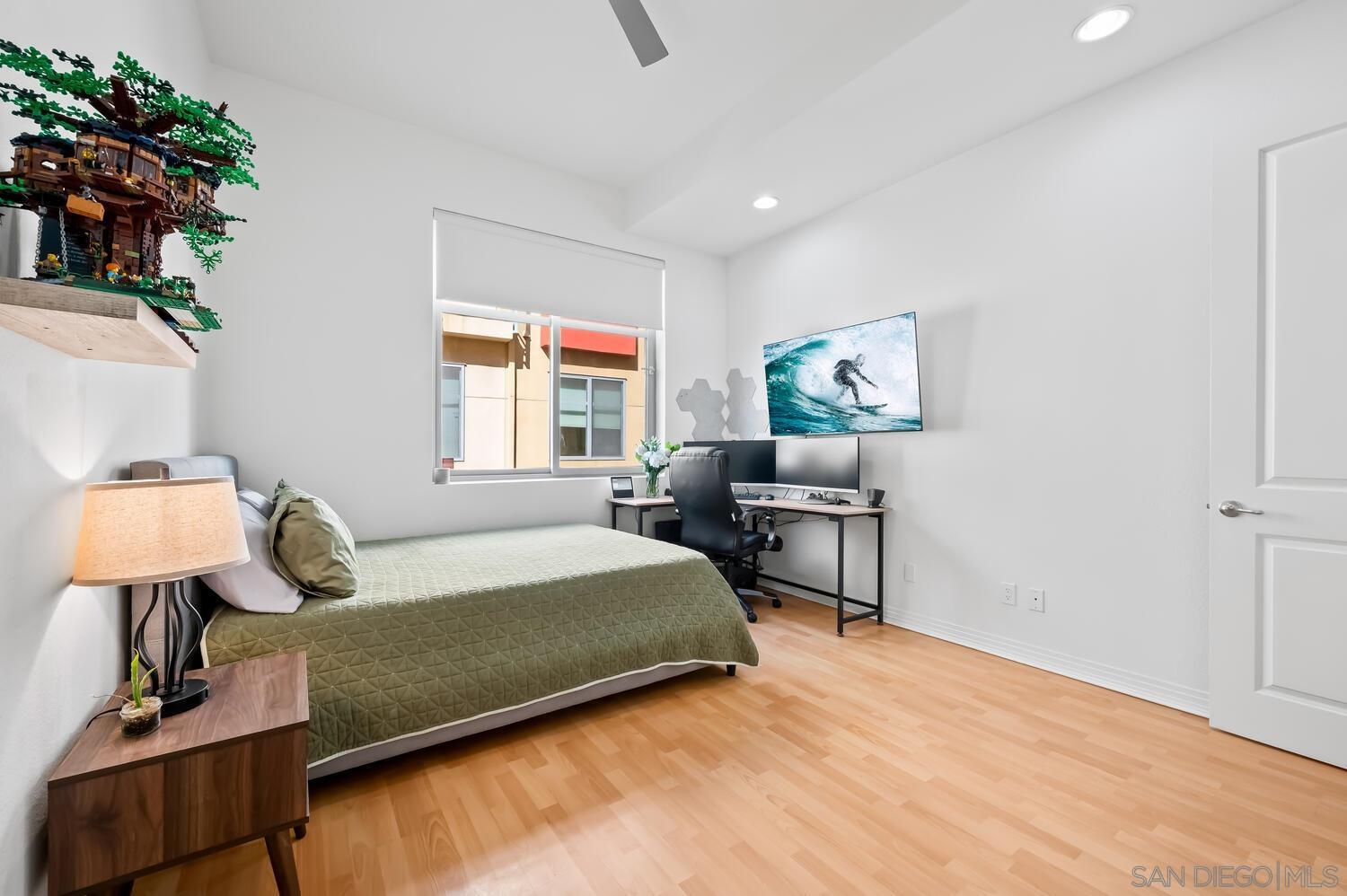 Detail Gallery Image 14 of 62 For 465 S Cleveland St  #103,  Oceanside,  CA 92054 - 3 Beds | 3/1 Baths