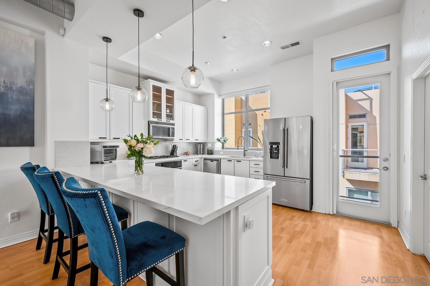 Detail Gallery Image 23 of 62 For 465 S Cleveland St  #103,  Oceanside,  CA 92054 - 3 Beds | 3/1 Baths