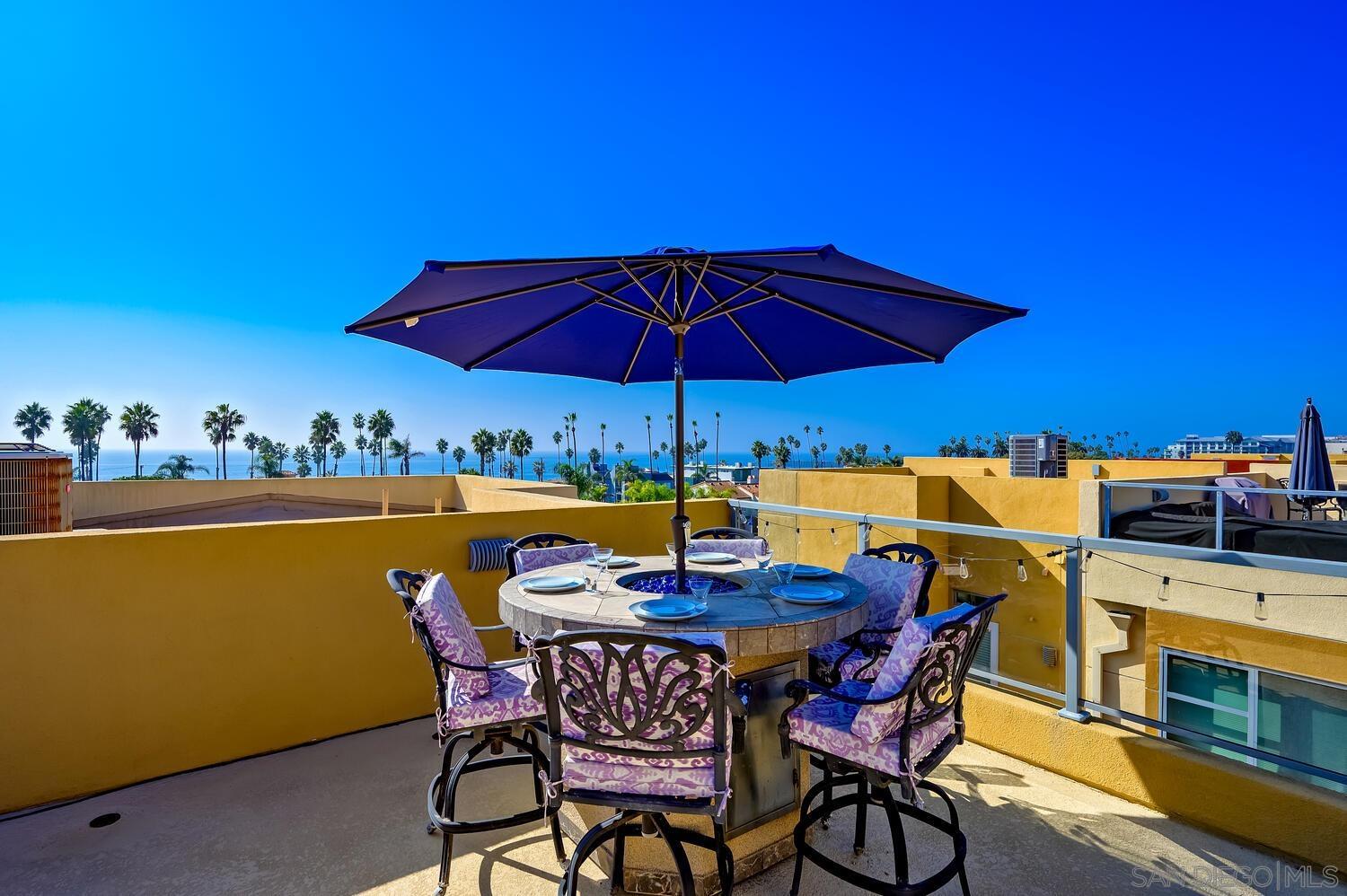 Detail Gallery Image 44 of 62 For 465 S Cleveland St  #103,  Oceanside,  CA 92054 - 3 Beds | 3/1 Baths