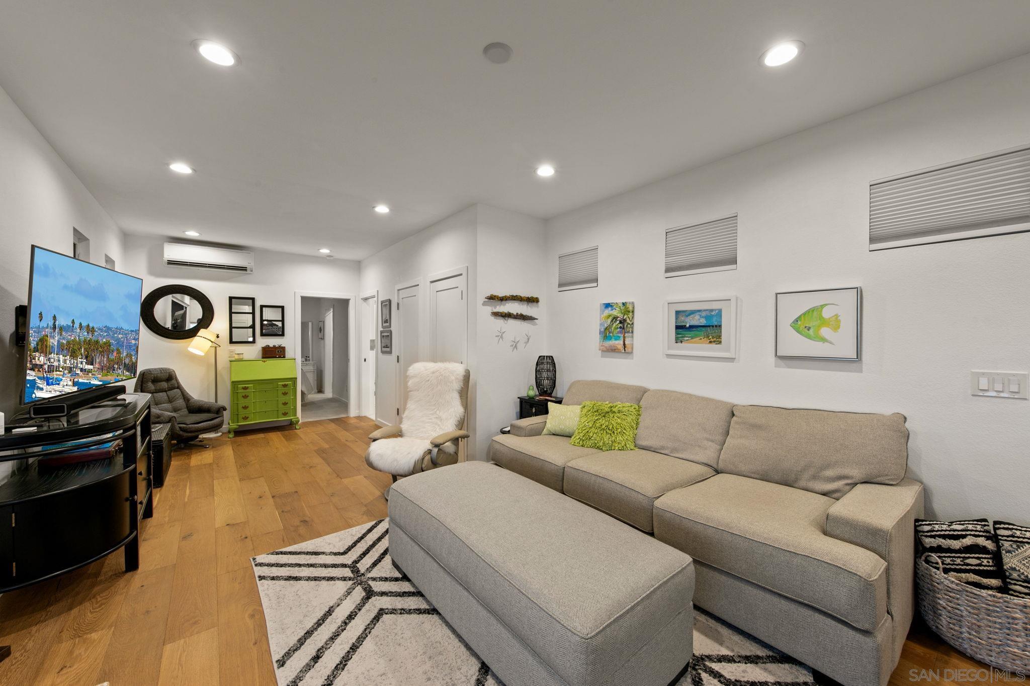 Detail Gallery Image 39 of 58 For 1525  Willow St, San Diego,  CA 92106 - – Beds | – Baths