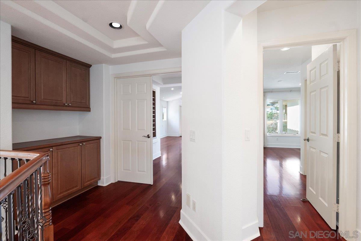 Detail Gallery Image 20 of 44 For 5448  Caminito Bayo, La Jolla,  CA 92037 - 3 Beds | 3 Baths