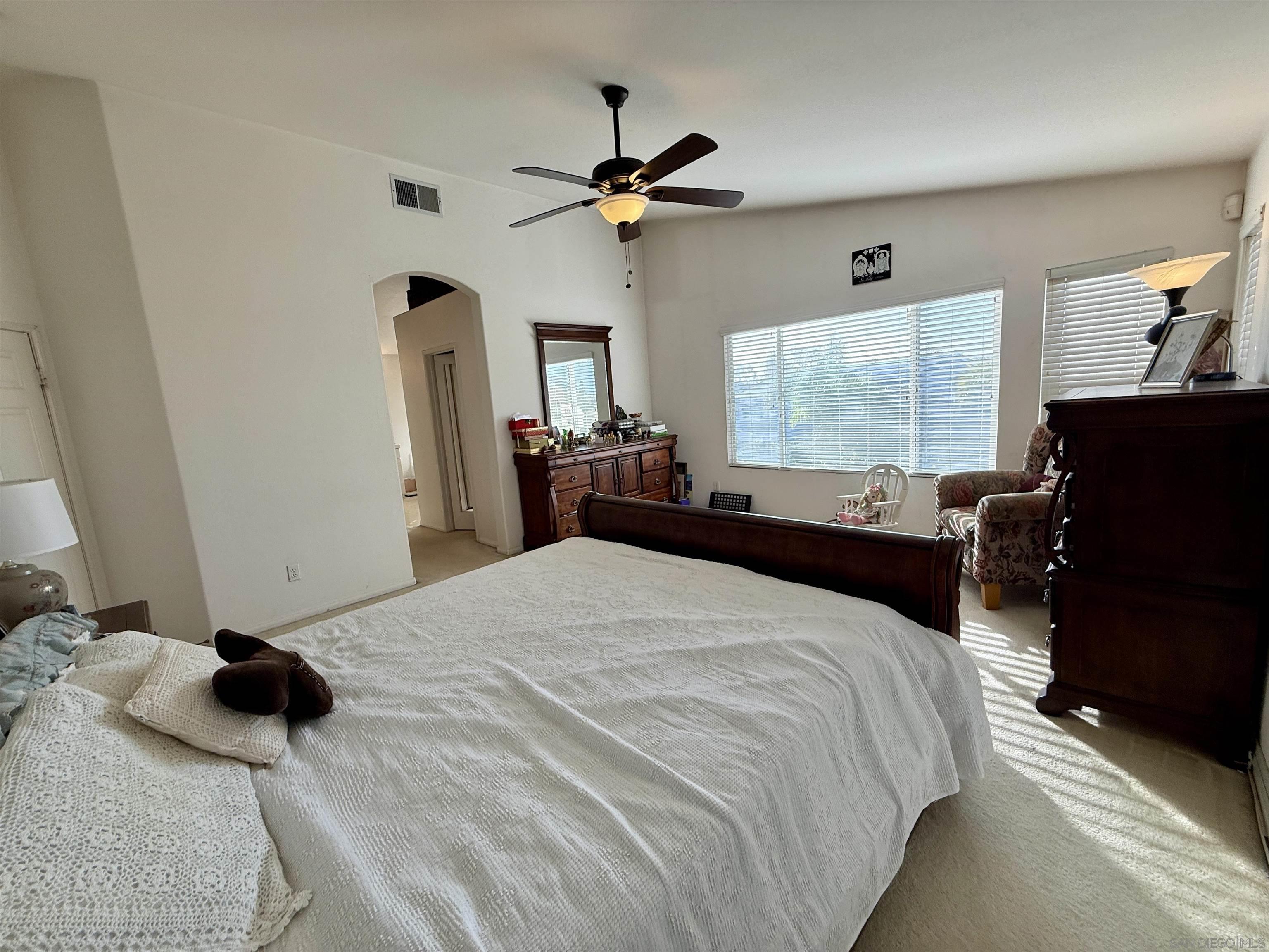 Detail Gallery Image 22 of 45 For 5559 Willowmere  Ln, San Diego,  CA 92130 - 5 Beds | 3 Baths