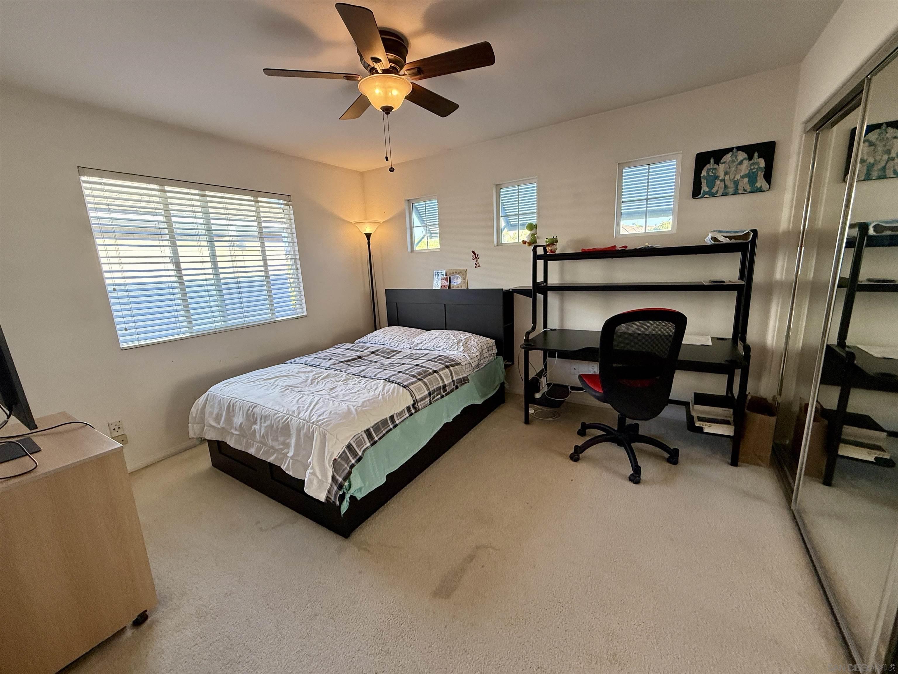 Detail Gallery Image 31 of 45 For 5559 Willowmere  Ln, San Diego,  CA 92130 - 5 Beds | 3 Baths