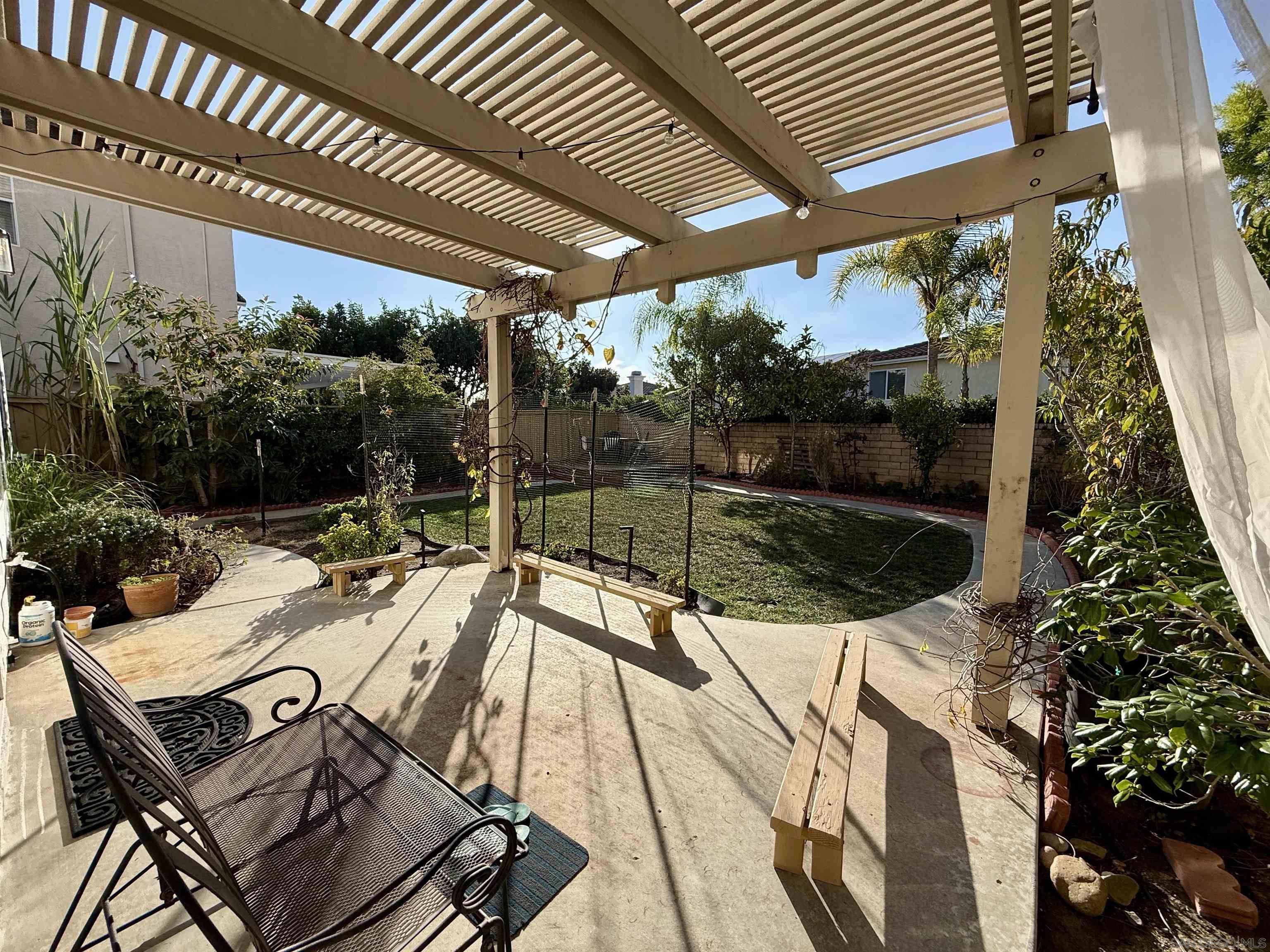 Detail Gallery Image 37 of 45 For 5559 Willowmere  Ln, San Diego,  CA 92130 - 5 Beds | 3 Baths