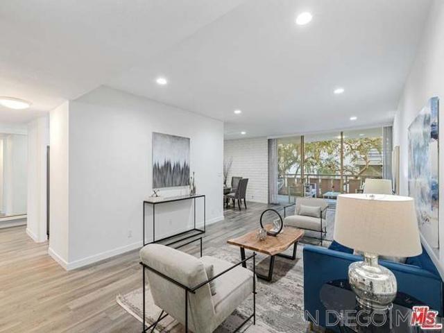 Detail Gallery Image 2 of 14 For 11044  Ophir Dr  506, Los Angeles,  CA 90024 - 3 Beds | 2 Baths