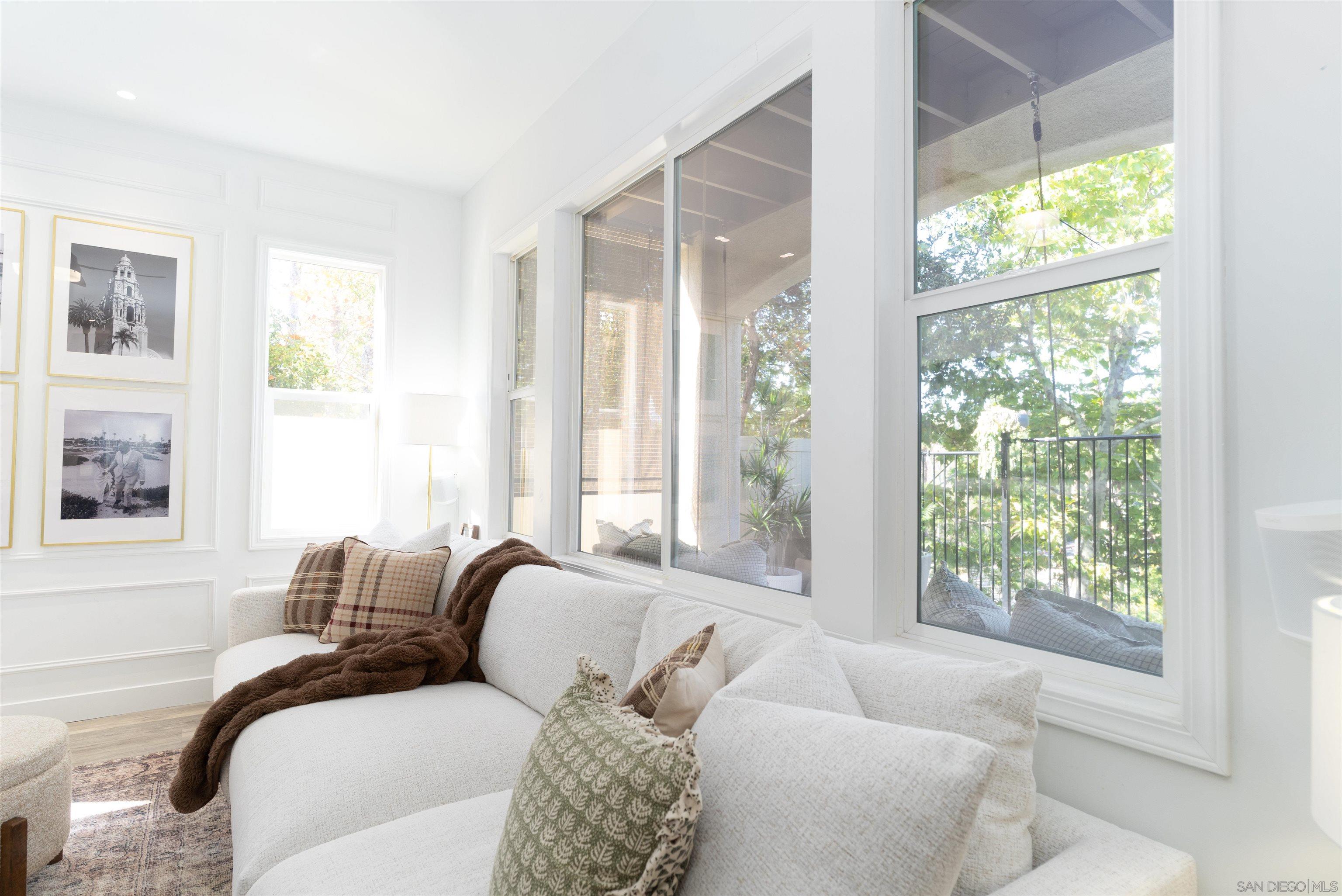 Detail Gallery Image 13 of 58 For 4104  Creekside Ct, National City,  CA 91950 - 4 Beds | 2/1 Baths