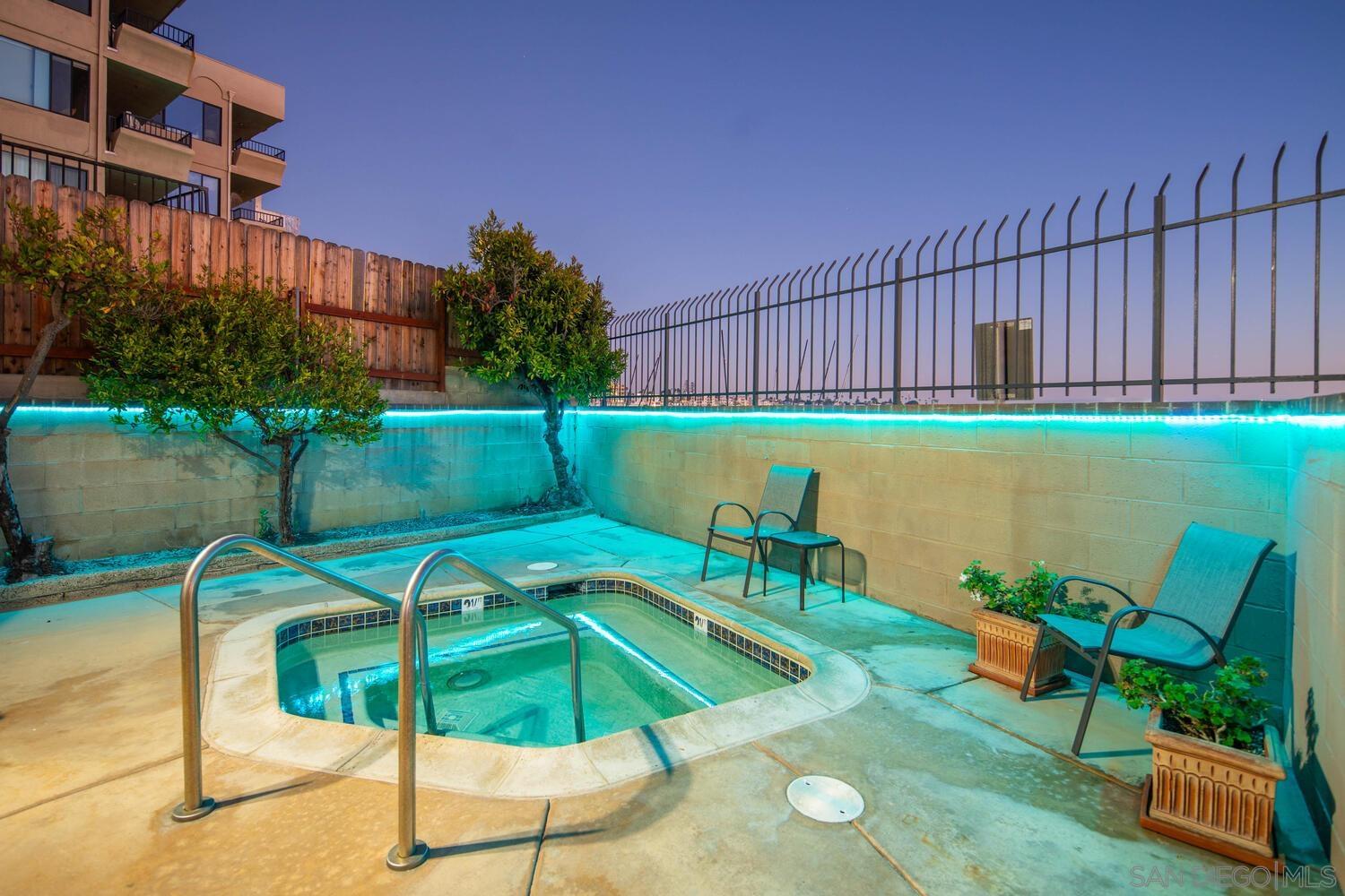 Detail Gallery Image 55 of 62 For 1221  Parker Pl  #15,  San Diego,  CA 92109 - 2 Beds | 2 Baths