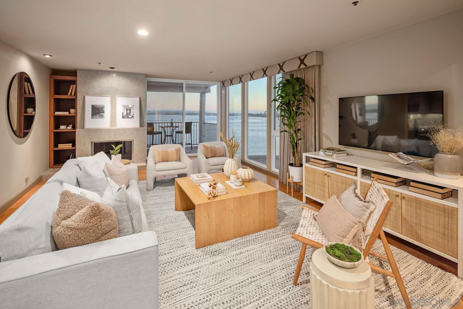 Detail Gallery Image 10 of 62 For 1221  Parker Pl  #15,  San Diego,  CA 92109 - 2 Beds | 2 Baths