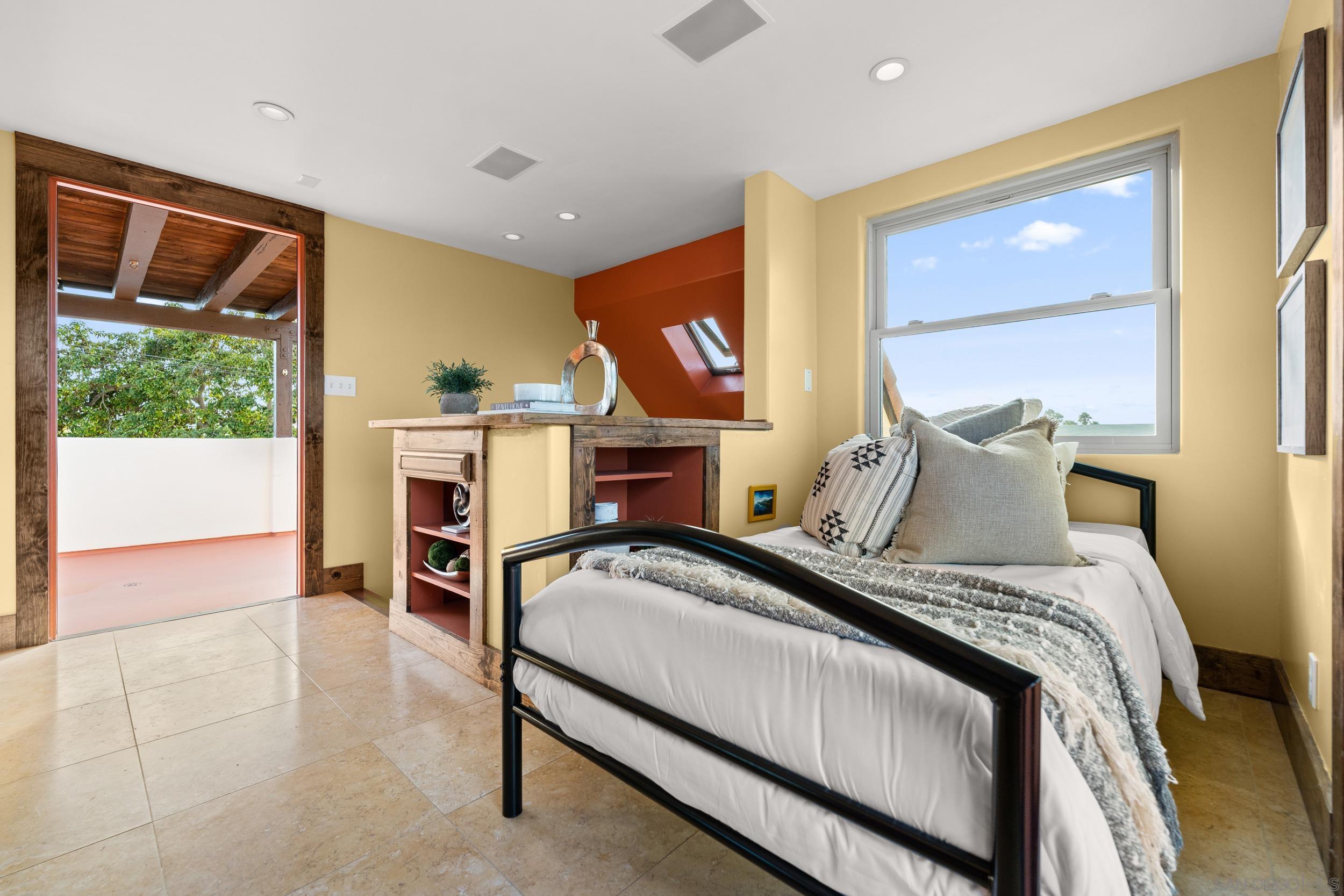 Detail Gallery Image 1 of 75 For 4685  Long Branch Ave, San Diego,  CA 92107 - 3 Beds | 2/1 Baths