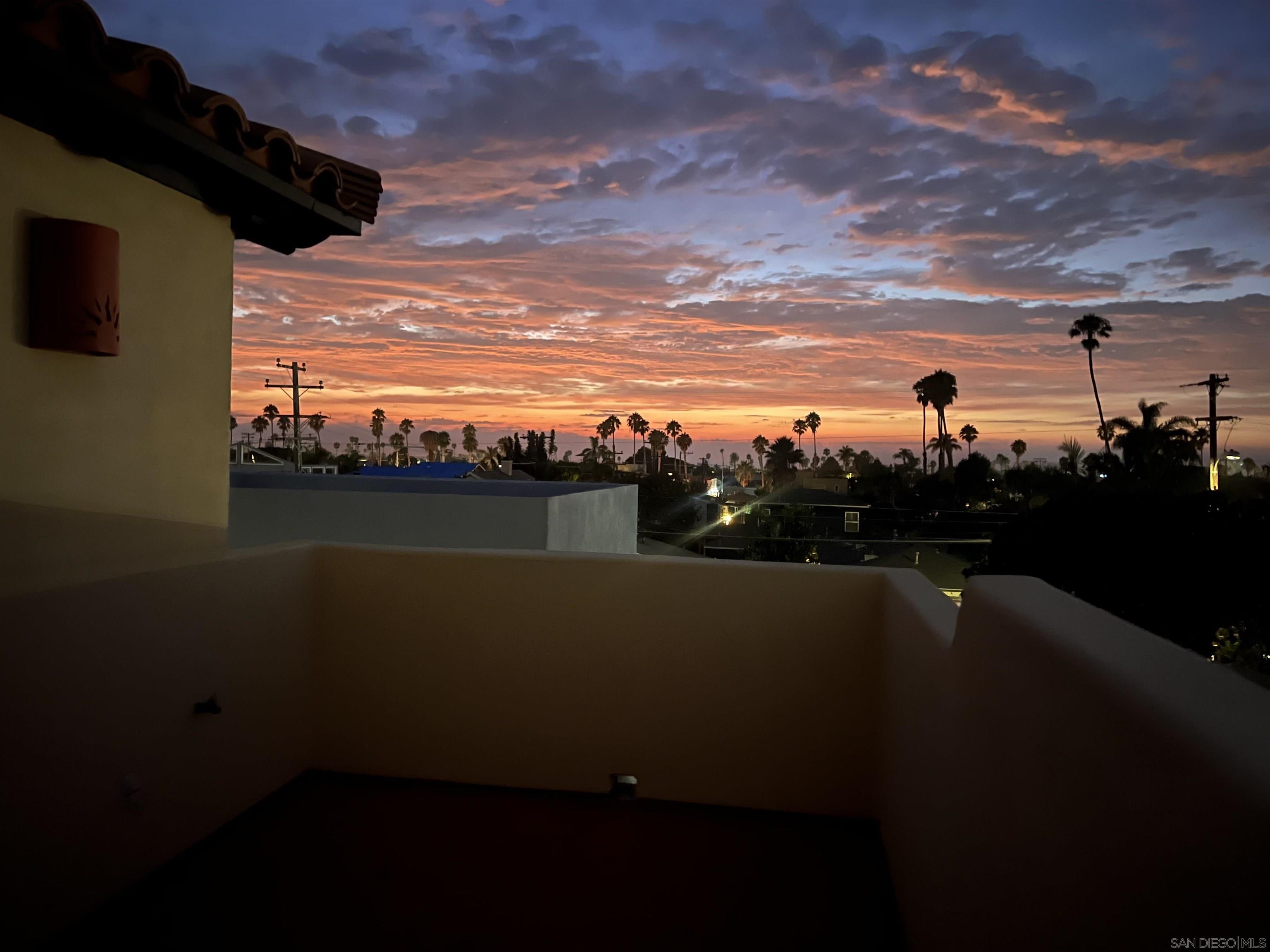 Detail Gallery Image 13 of 75 For 4685  Long Branch Ave, San Diego,  CA 92107 - 3 Beds | 2/1 Baths