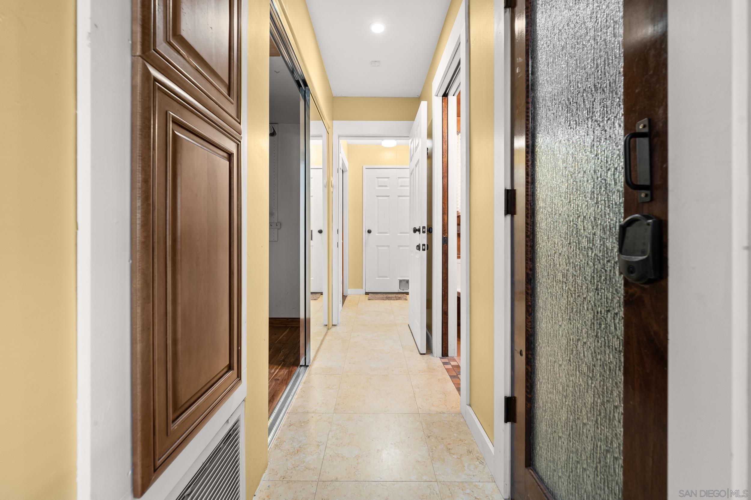 Detail Gallery Image 28 of 75 For 4685  Long Branch Ave, San Diego,  CA 92107 - 3 Beds | 2/1 Baths