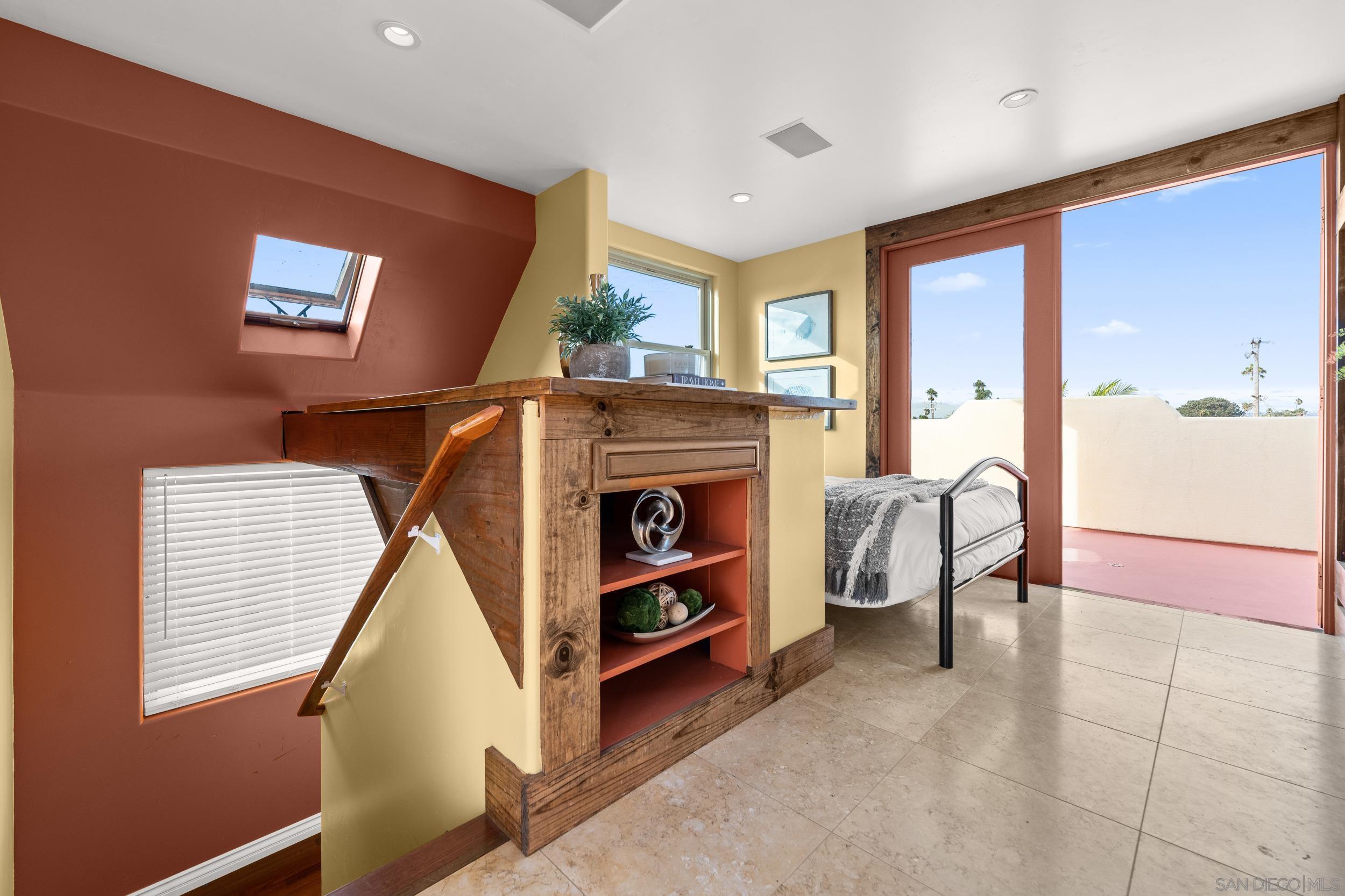 Detail Gallery Image 46 of 75 For 4685  Long Branch Ave, San Diego,  CA 92107 - 3 Beds | 2/1 Baths