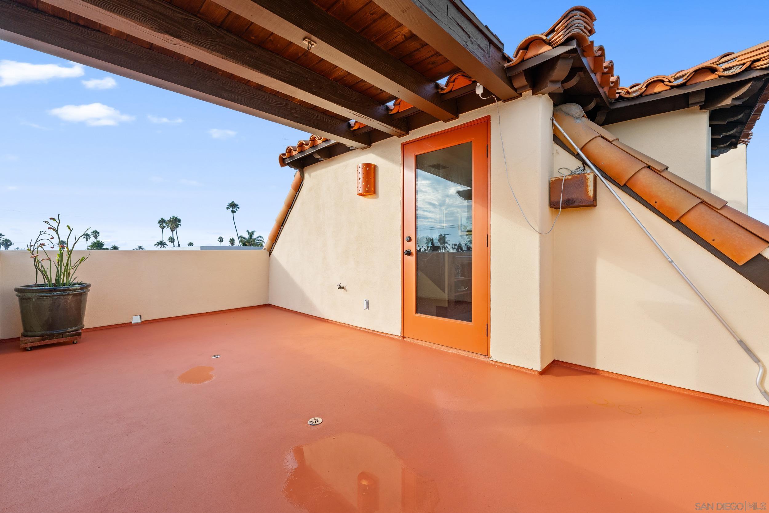 Detail Gallery Image 56 of 75 For 4685  Long Branch Ave, San Diego,  CA 92107 - 3 Beds | 2/1 Baths