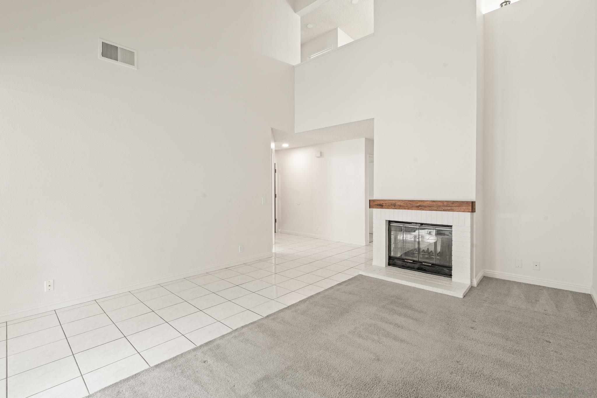 Detail Gallery Image 12 of 60 For 1223  Manzana Way, San Diego,  CA 92139 - 4 Beds | 3 Baths