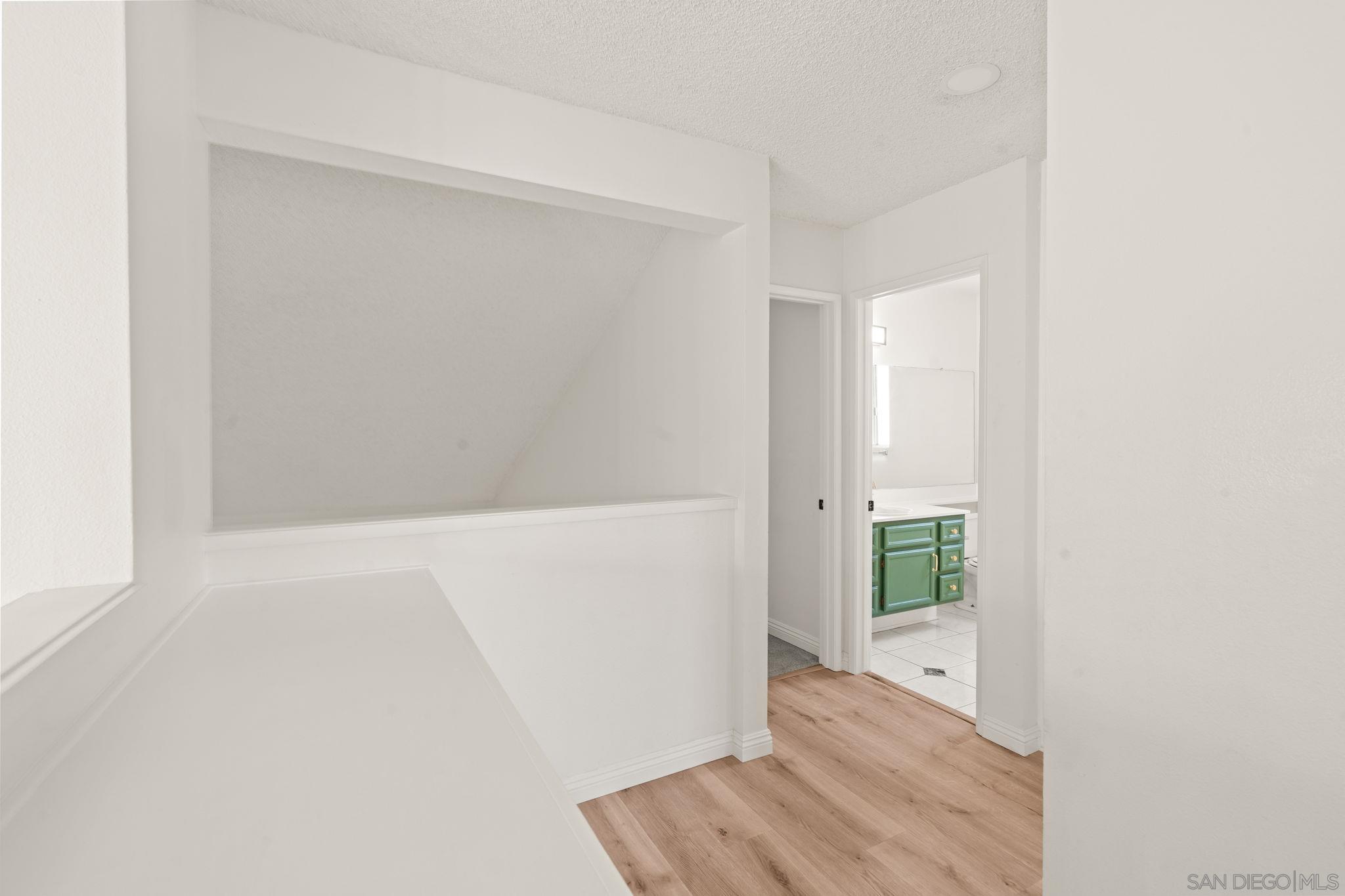 Detail Gallery Image 23 of 60 For 1223  Manzana Way, San Diego,  CA 92139 - 4 Beds | 3 Baths