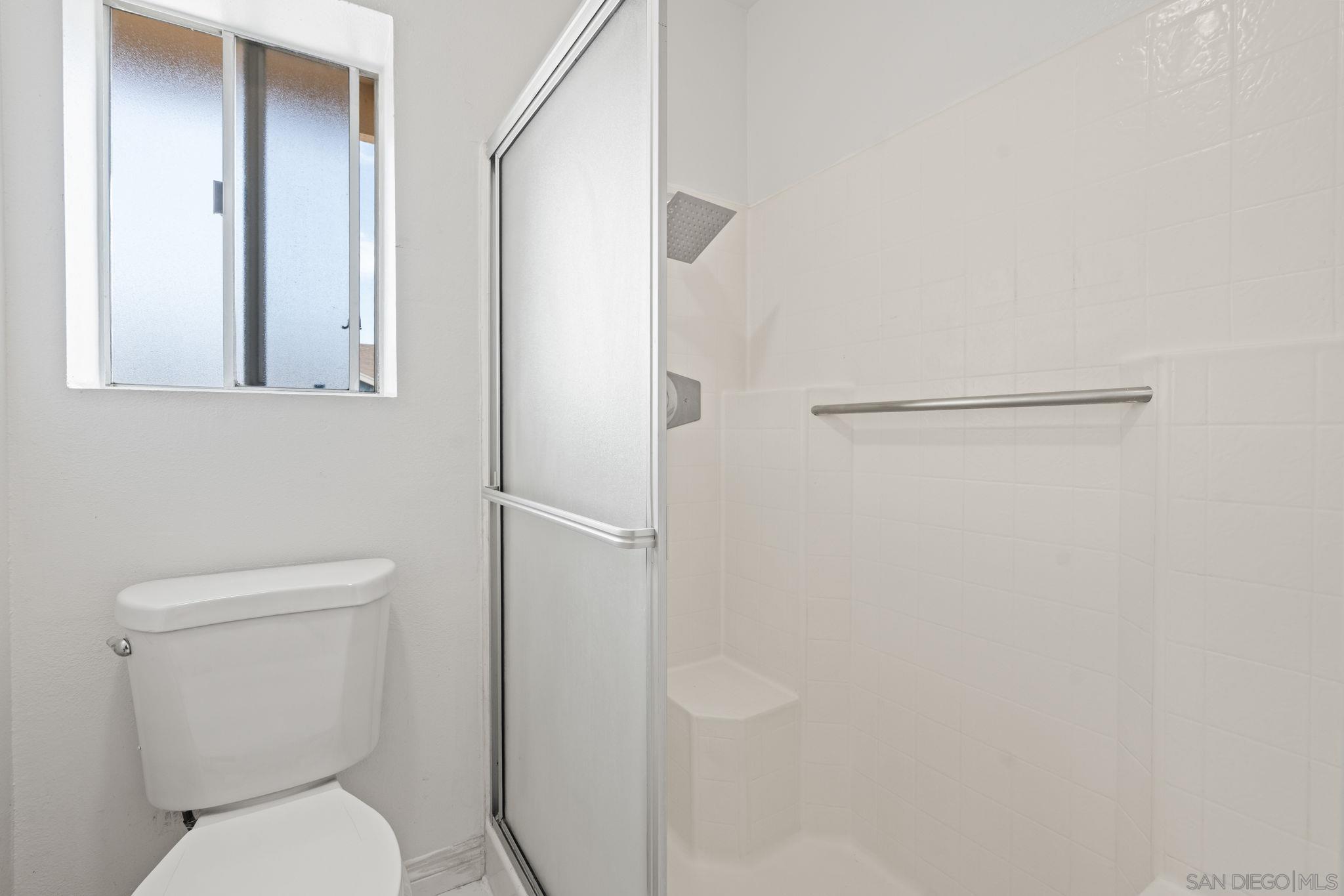 Detail Gallery Image 30 of 60 For 1223  Manzana Way, San Diego,  CA 92139 - 4 Beds | 3 Baths