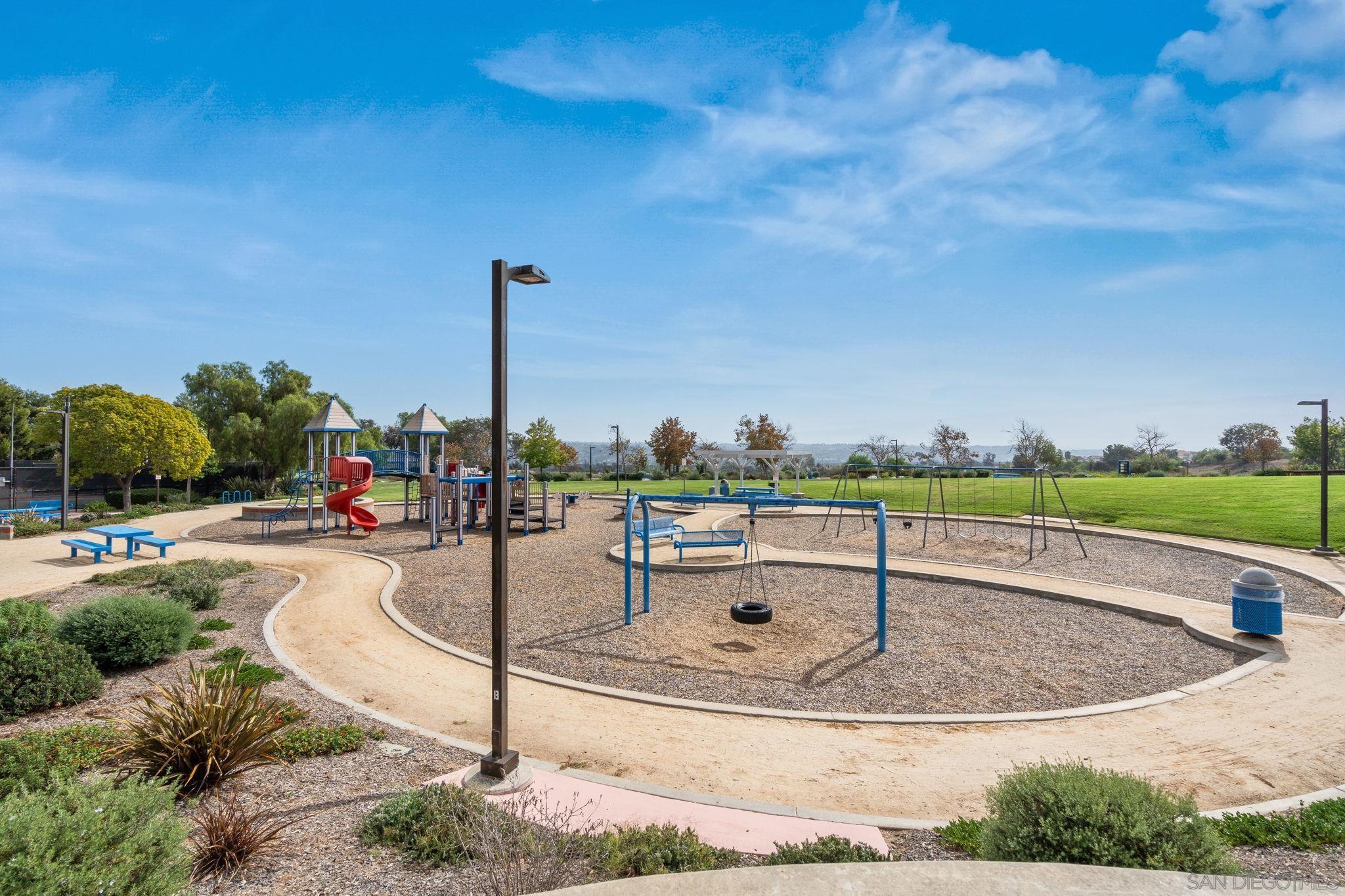 Detail Gallery Image 48 of 60 For 1223  Manzana Way, San Diego,  CA 92139 - 4 Beds | 3 Baths