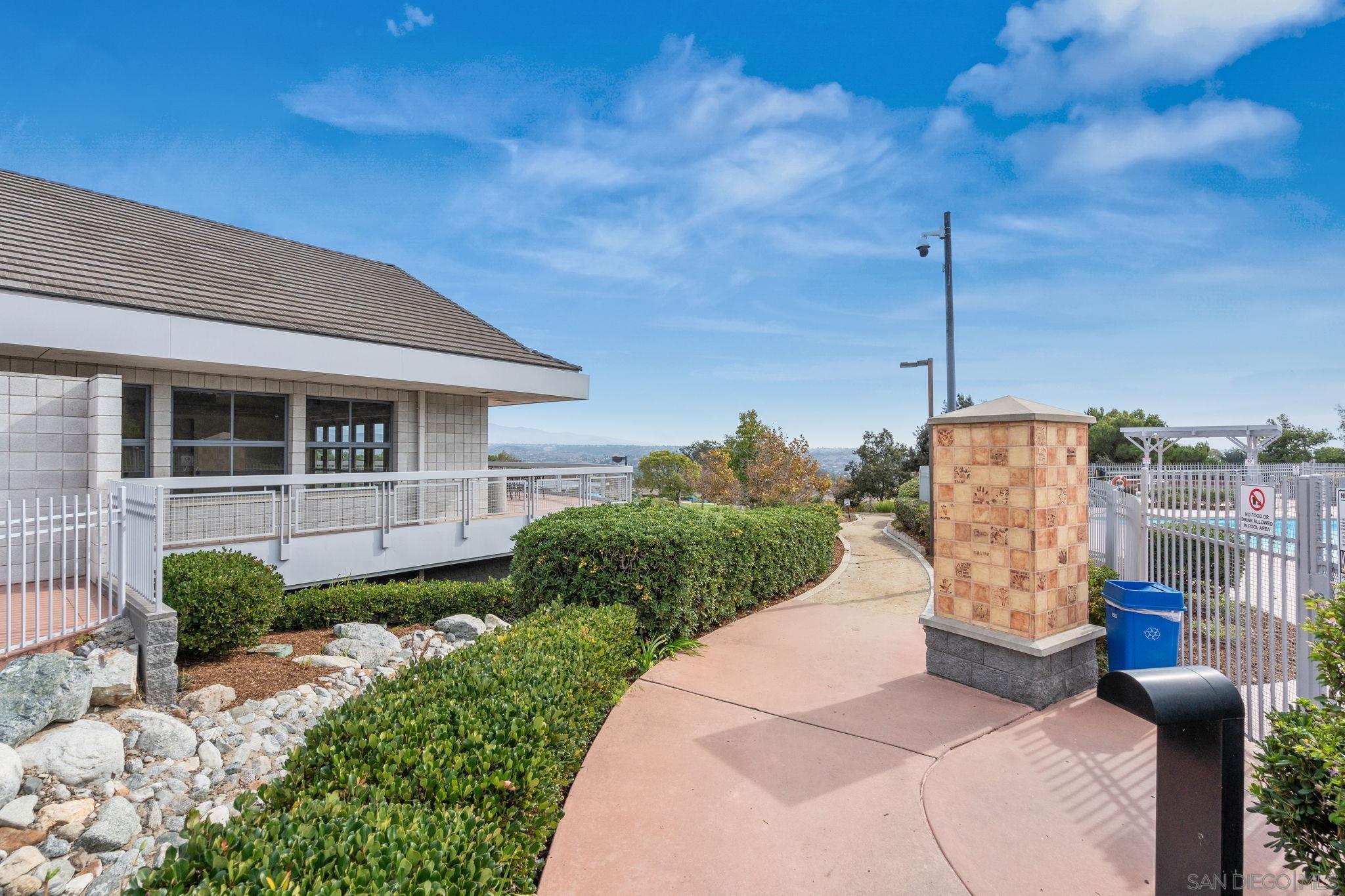 Detail Gallery Image 51 of 60 For 1223  Manzana Way, San Diego,  CA 92139 - 4 Beds | 3 Baths