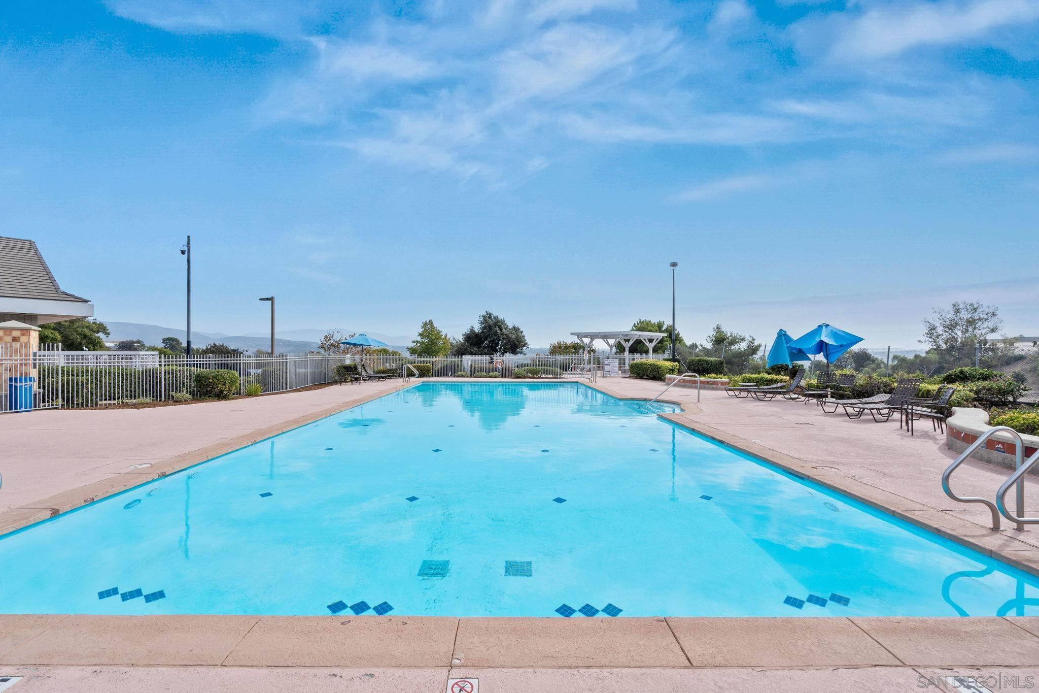 Detail Gallery Image 52 of 60 For 1223  Manzana Way, San Diego,  CA 92139 - 4 Beds | 3 Baths