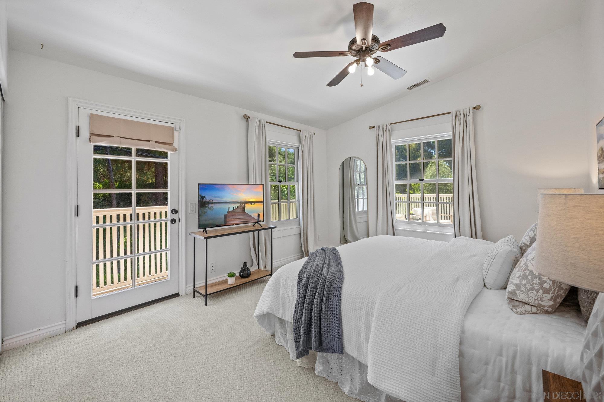 Detail Gallery Image 35 of 55 For 3412  Buena Creek Rd, Vista,  CA 92084 - 5 Beds | 3 Baths