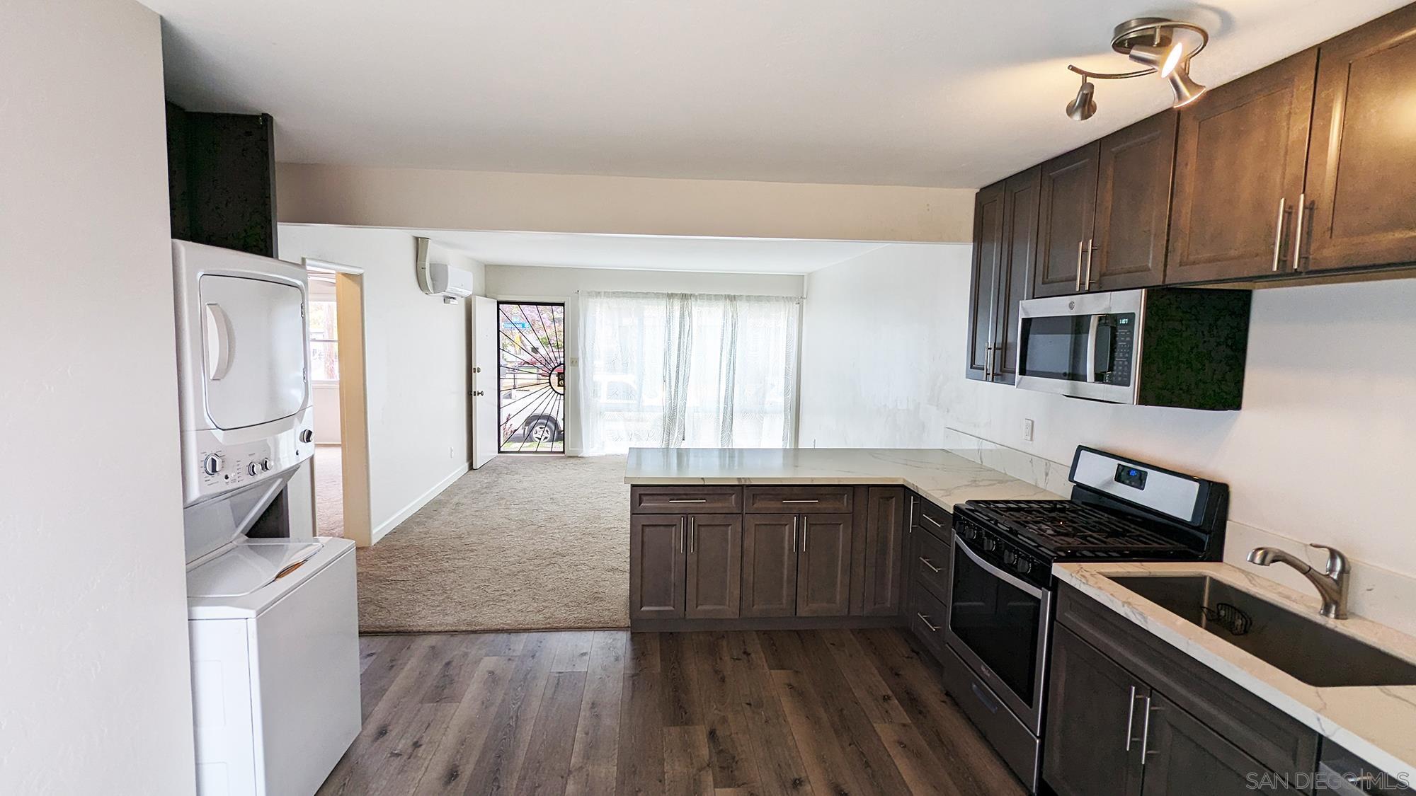 Detail Gallery Image 7 of 12 For 4905  Iroquois Ave, San Diego,  CA 92117 - 2 Beds | 1 Baths